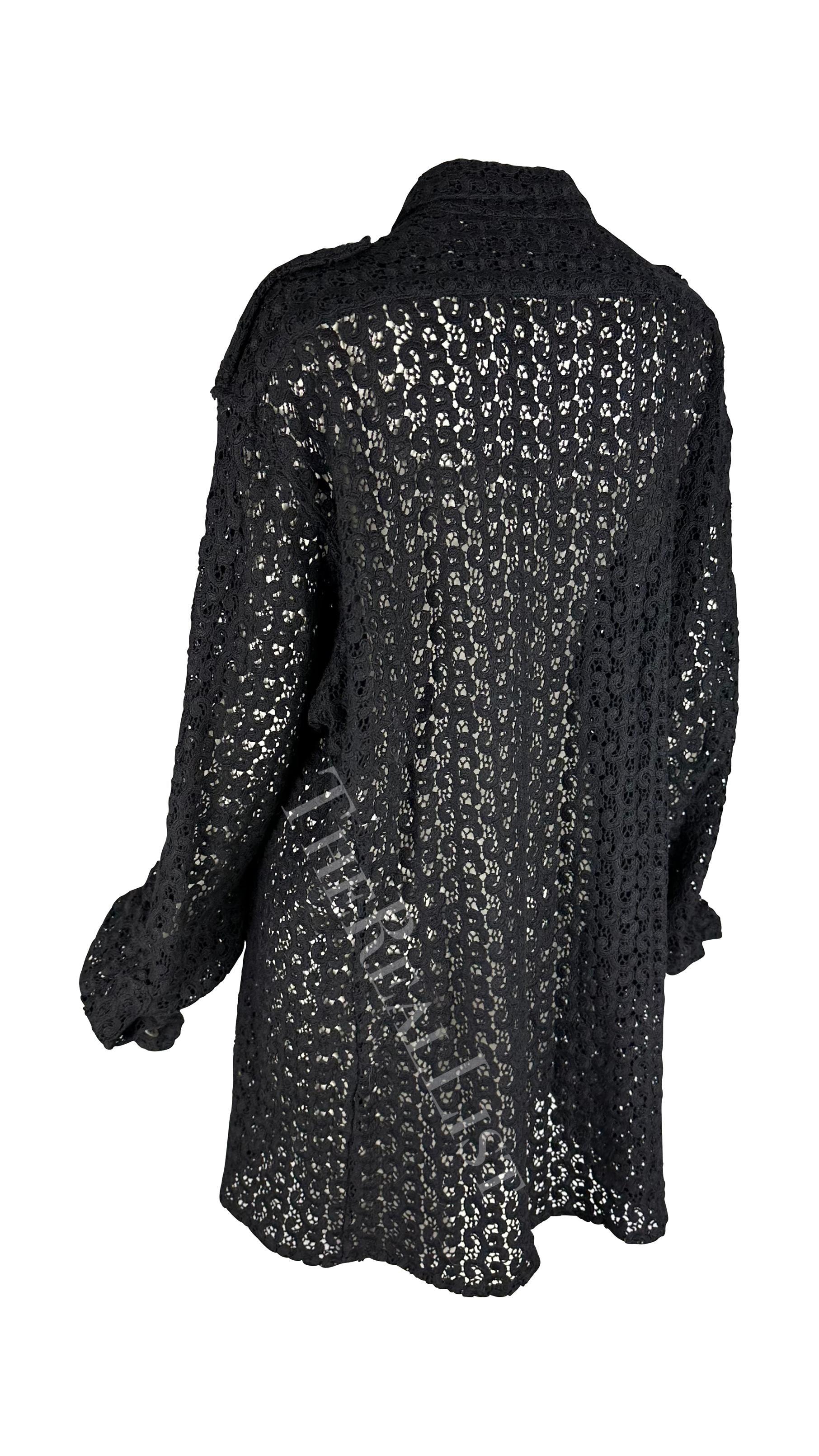 F/S 1996 Gucci by Tom Ford Herrenhemd aus schwarzer Häkelspitze in Übergröße für Damen oder Herren im Angebot