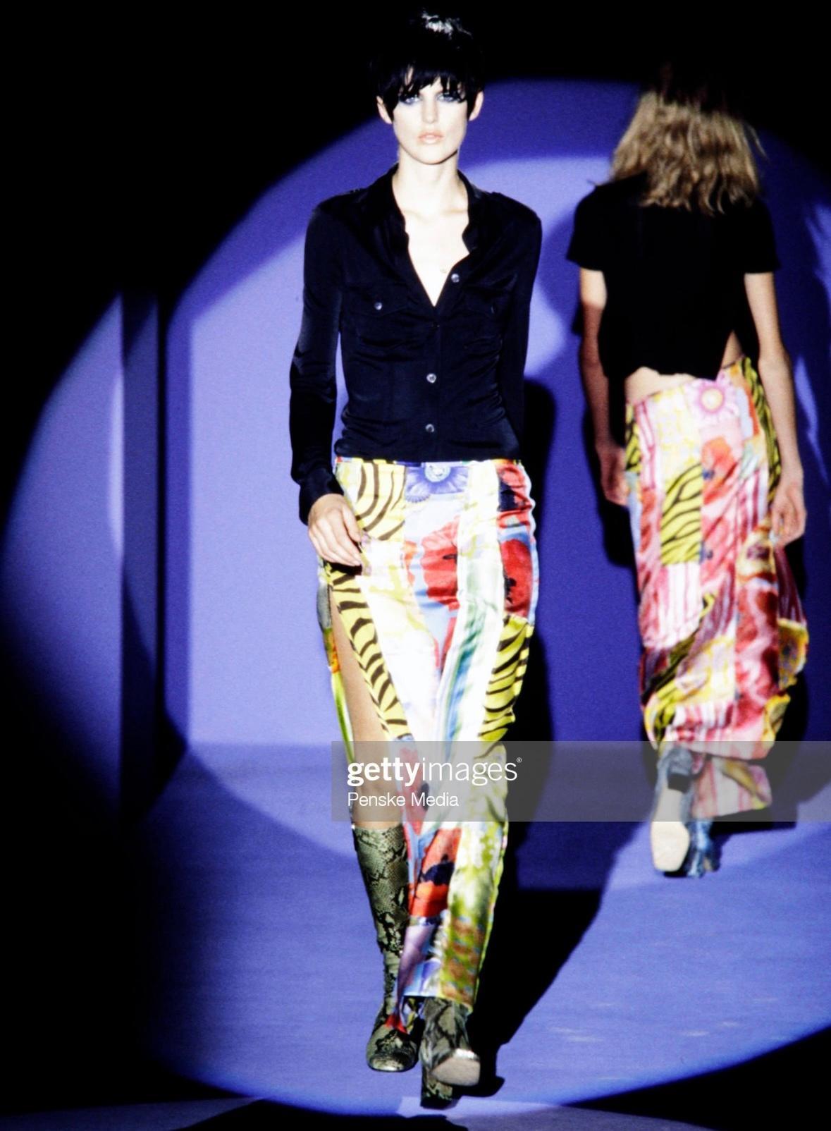 Jupe longue fendue de défilé Gucci by Tom Ford en soie patchwork multicolore, P/E 1996 en vente 2