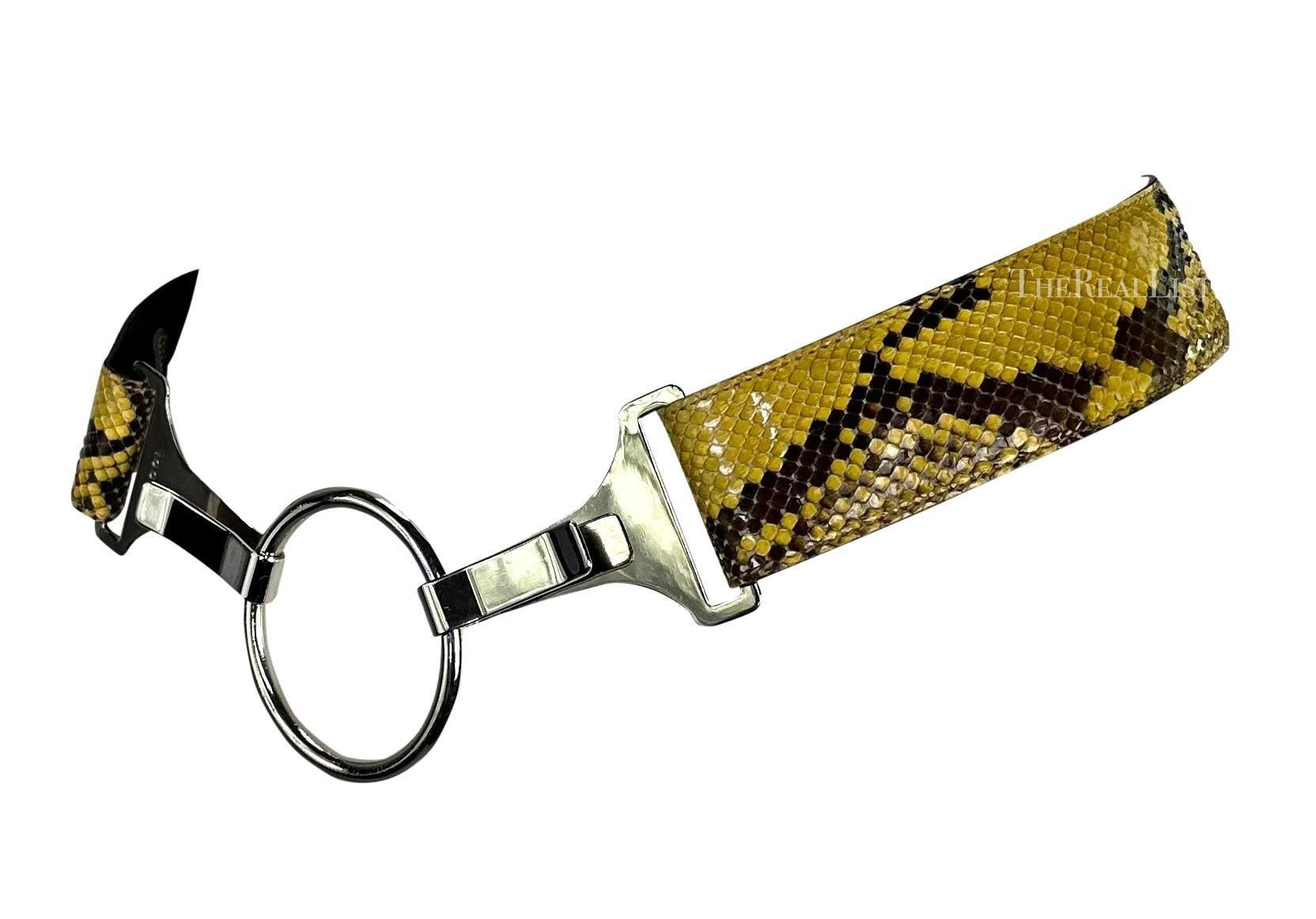 F/S 1996 Gucci by Tom Ford Laufsteg Gelber Python Silber Ring Logo Hip-Gürtel Damen im Angebot