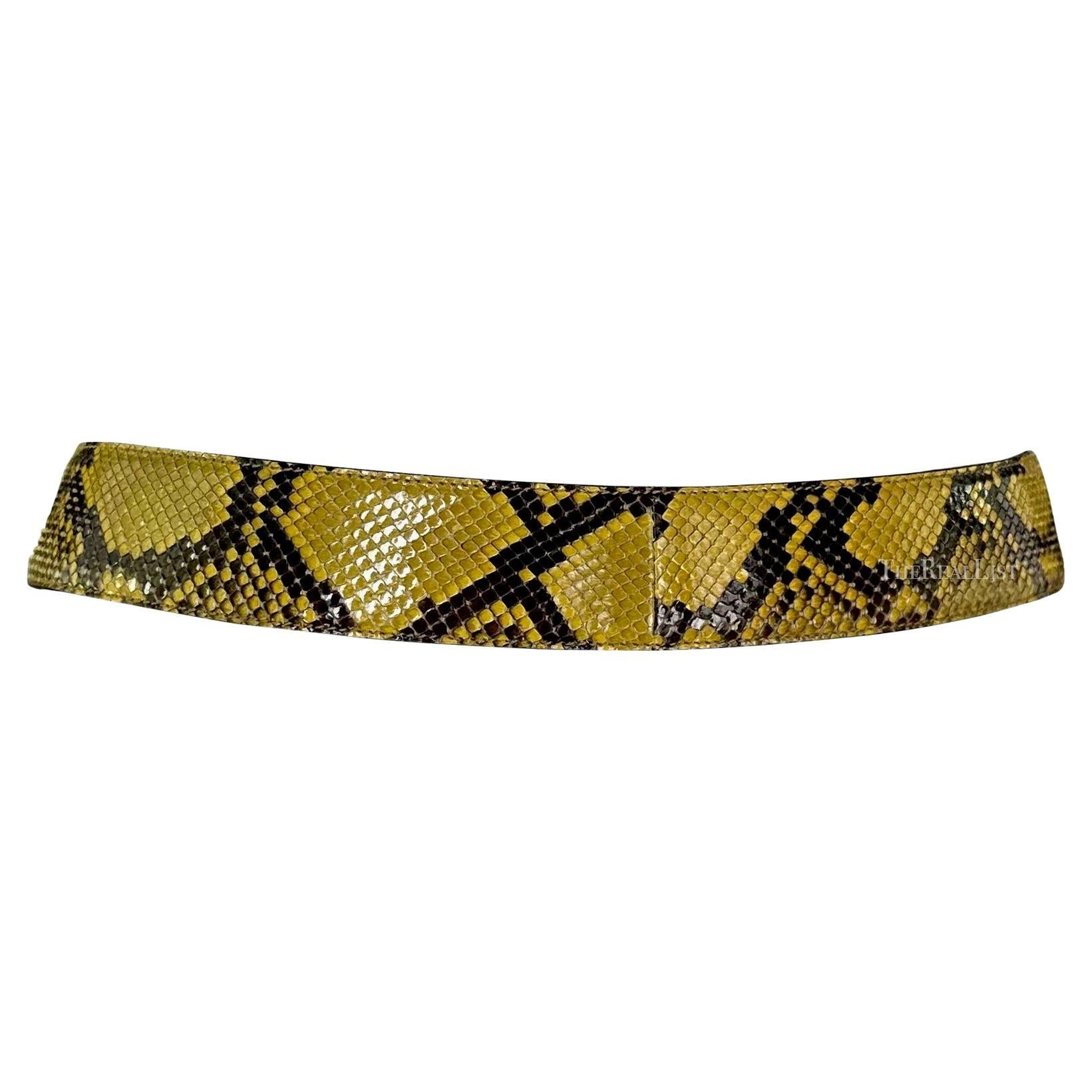 S/S 1996 Gucci by Tom Ford Runway Yellow Python Silver Ring Logo Hip Belt For Sale 3