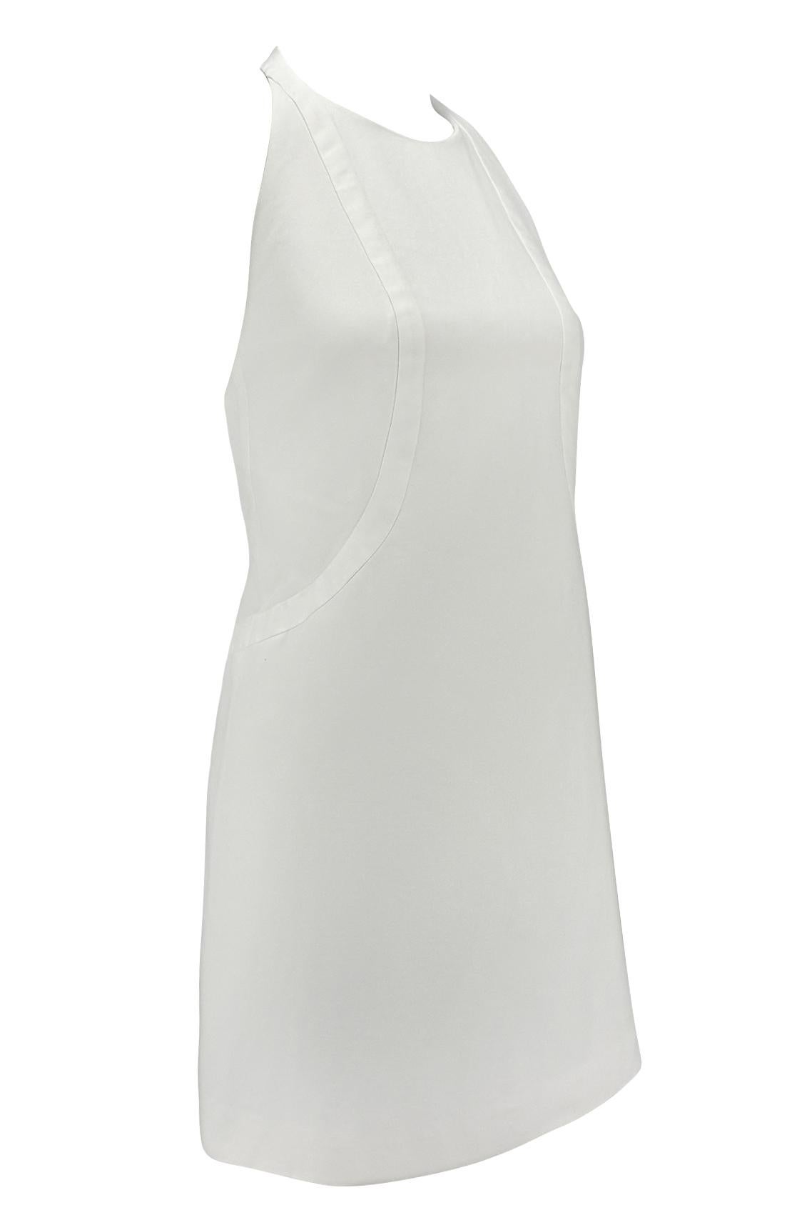 S/S 1996 Gucci by Tom Ford White Metal Logo Spine Backless Halter Dress In Excellent Condition For Sale In West Hollywood, CA
