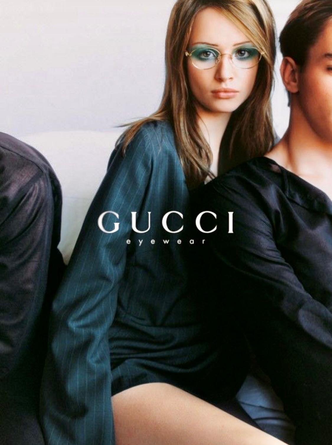 S/S 1996 Gucci Tom Ford Nadelstreifen-Mini-Tunika-Laufstegkleid mit GG-Verschluss Damen