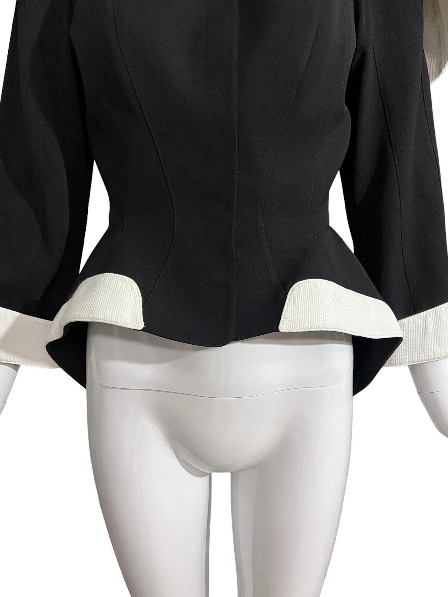 S/S 1996 Thierry Mugler Sculptural Runway Museum Skirt Suit Ensemble For Sale 8