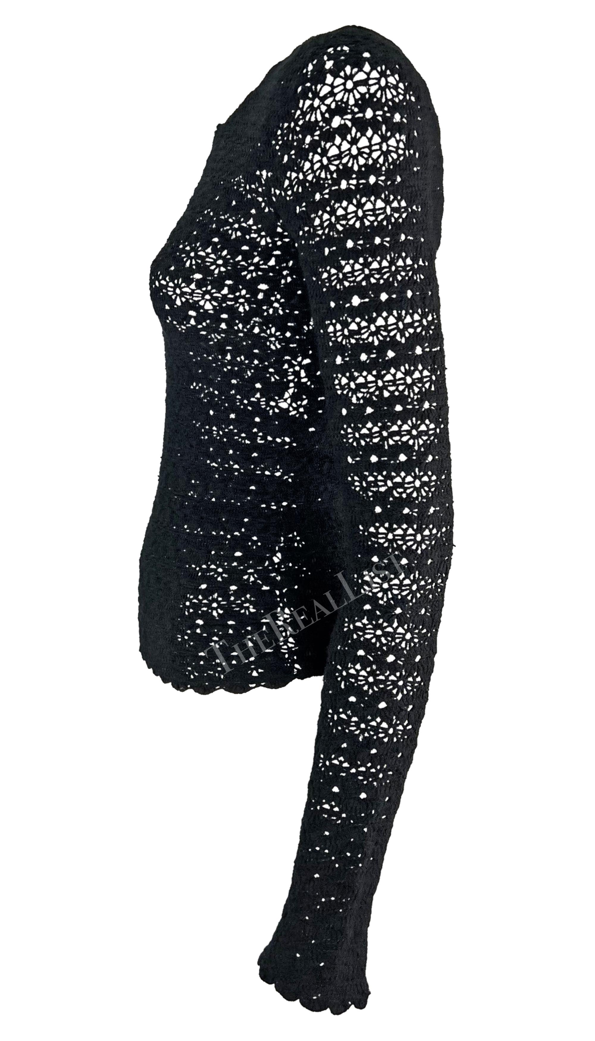 S/S 1997 Dolce & Gabbana Black Floral Crochet Sweater Top For Sale 2