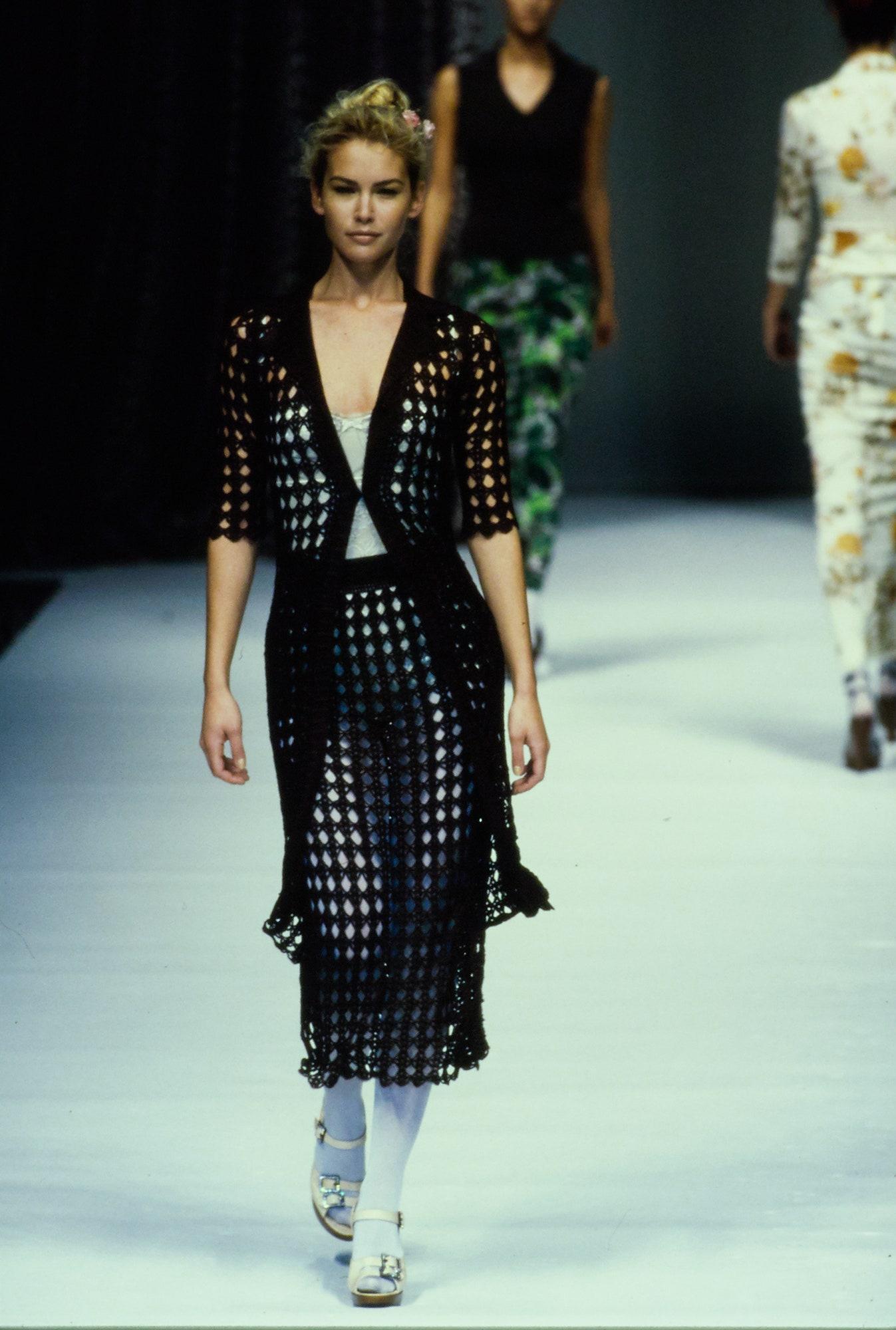 Women's S/S 1997 Dolce & Gabbana Black Knit Crochet Maxi Skirt Wrap Top Skirt Set For Sale