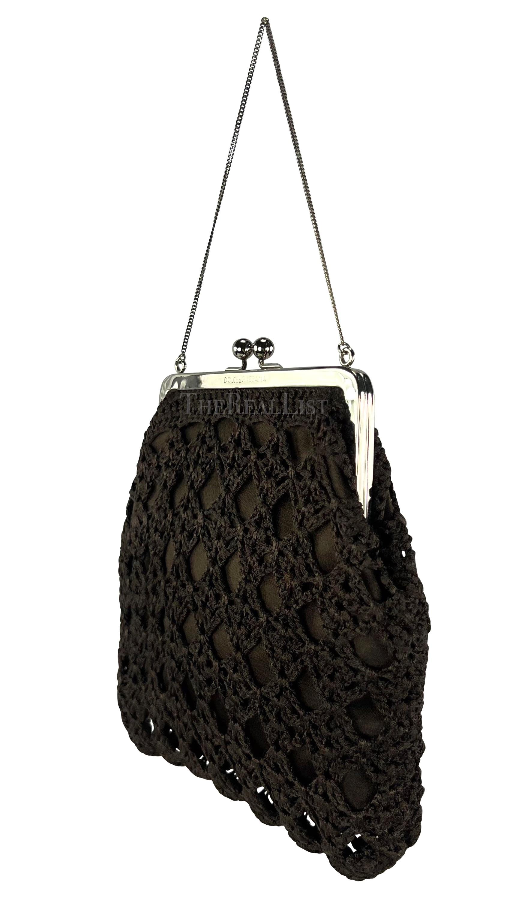 S/S 1997 Dolce & Gabbana Bown Crochet Clam Closure Mini Evening Bag In Excellent Condition For Sale In West Hollywood, CA