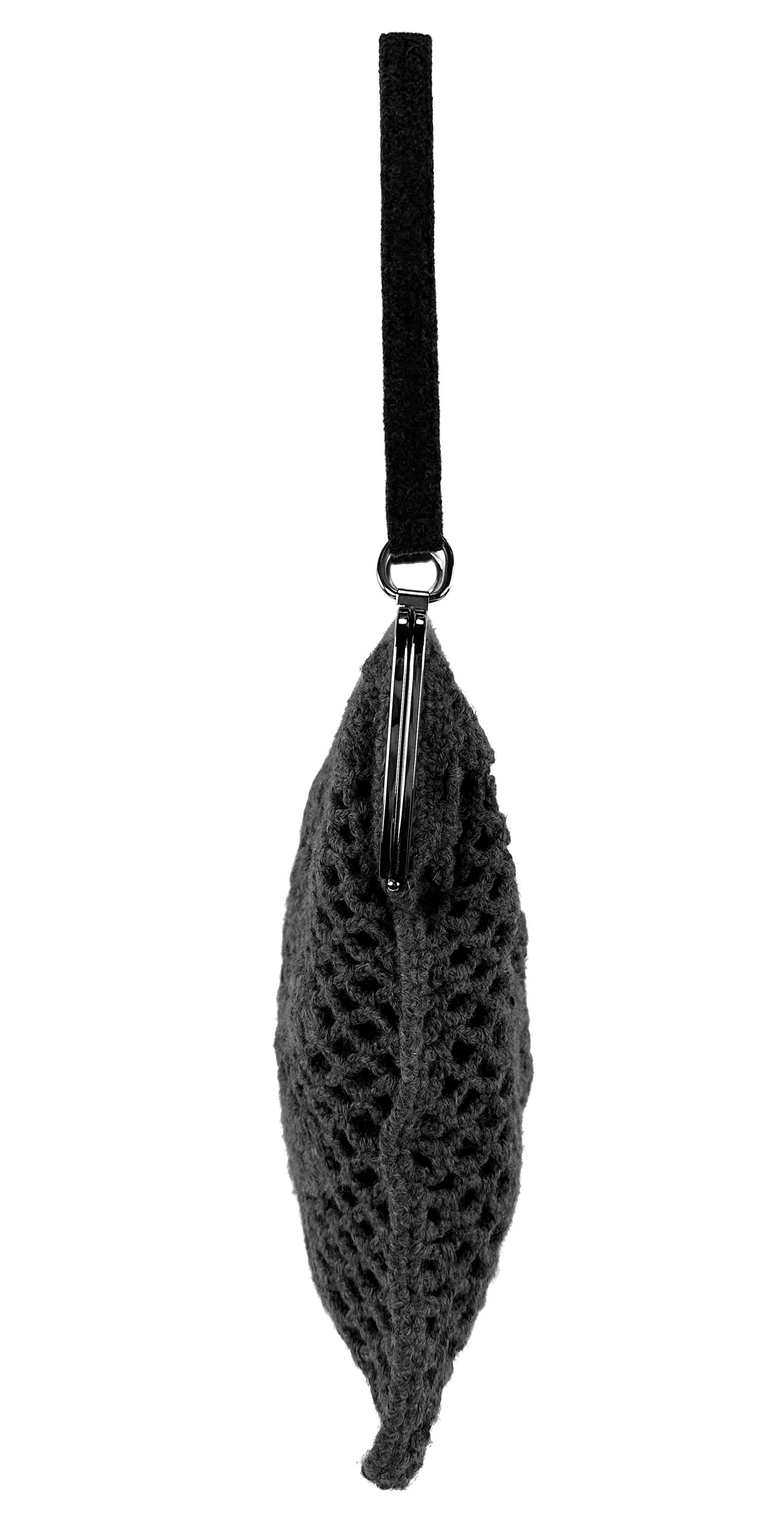 S/S 1997 Dolce & Gabbana Grey Crochet Knit Silver Frame Evening Bag In Excellent Condition For Sale In West Hollywood, CA
