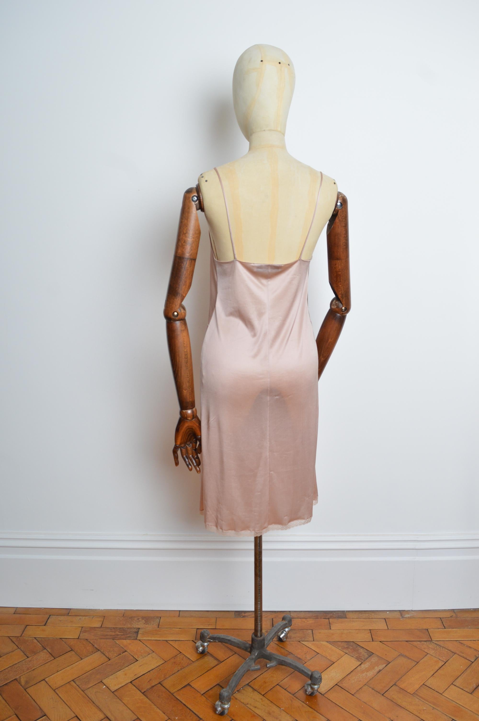 S/S 1997 Dolce & Gabbana Peach Nude Naked Knee length Slip Dress In Good Condition For Sale In Sheffield, GB