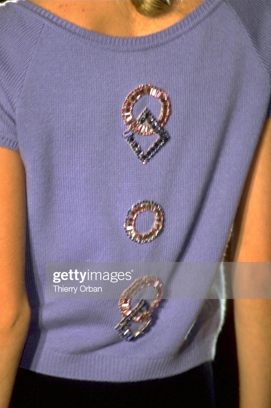S/S 1997 - Gianni Versace Couture - Robe noire à manches longues avec perles et strass en vente 2