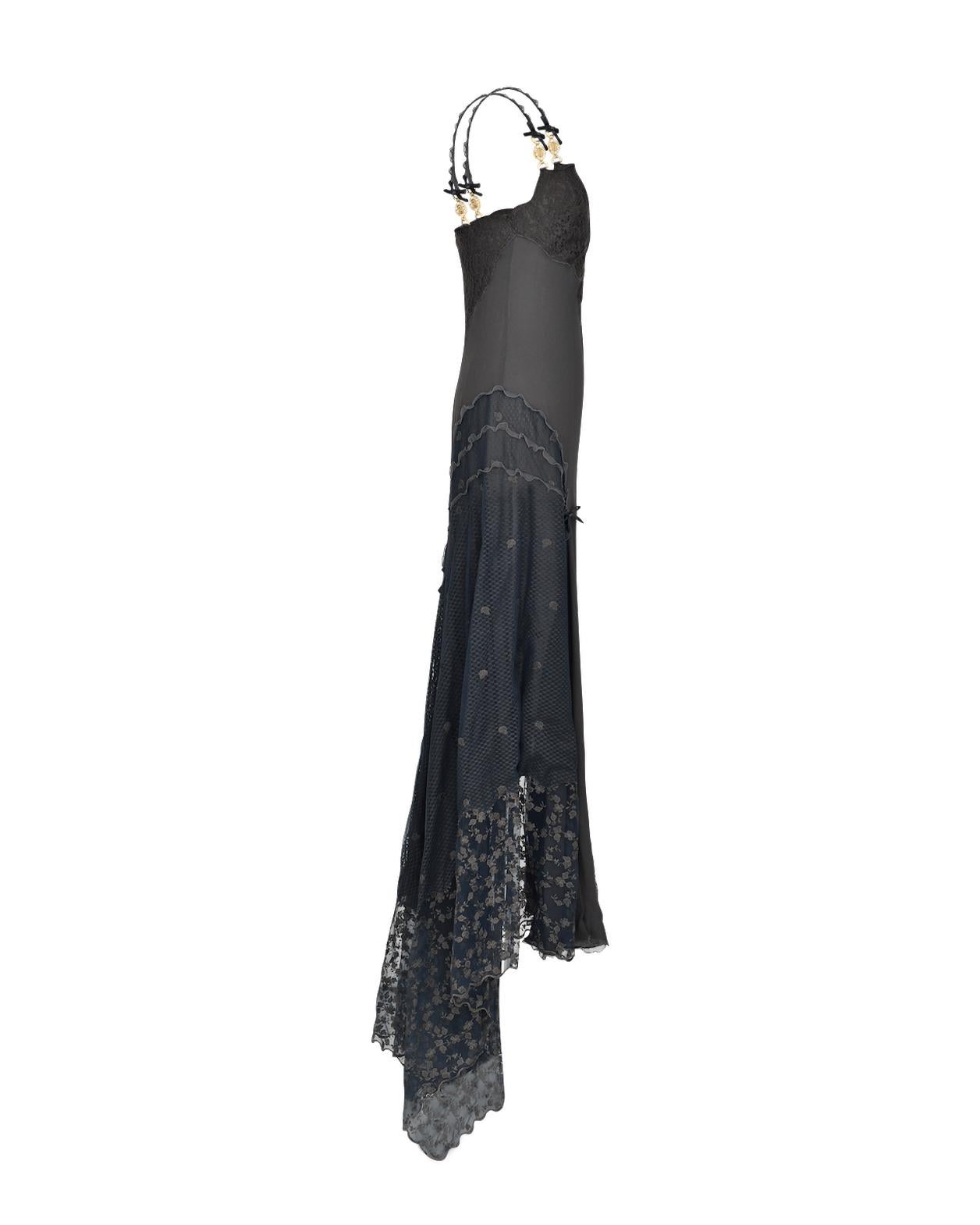 S/S 1997 Gianni Versace Couture Charcoal Gray Lace Gown In Good Condition In North Hollywood, CA