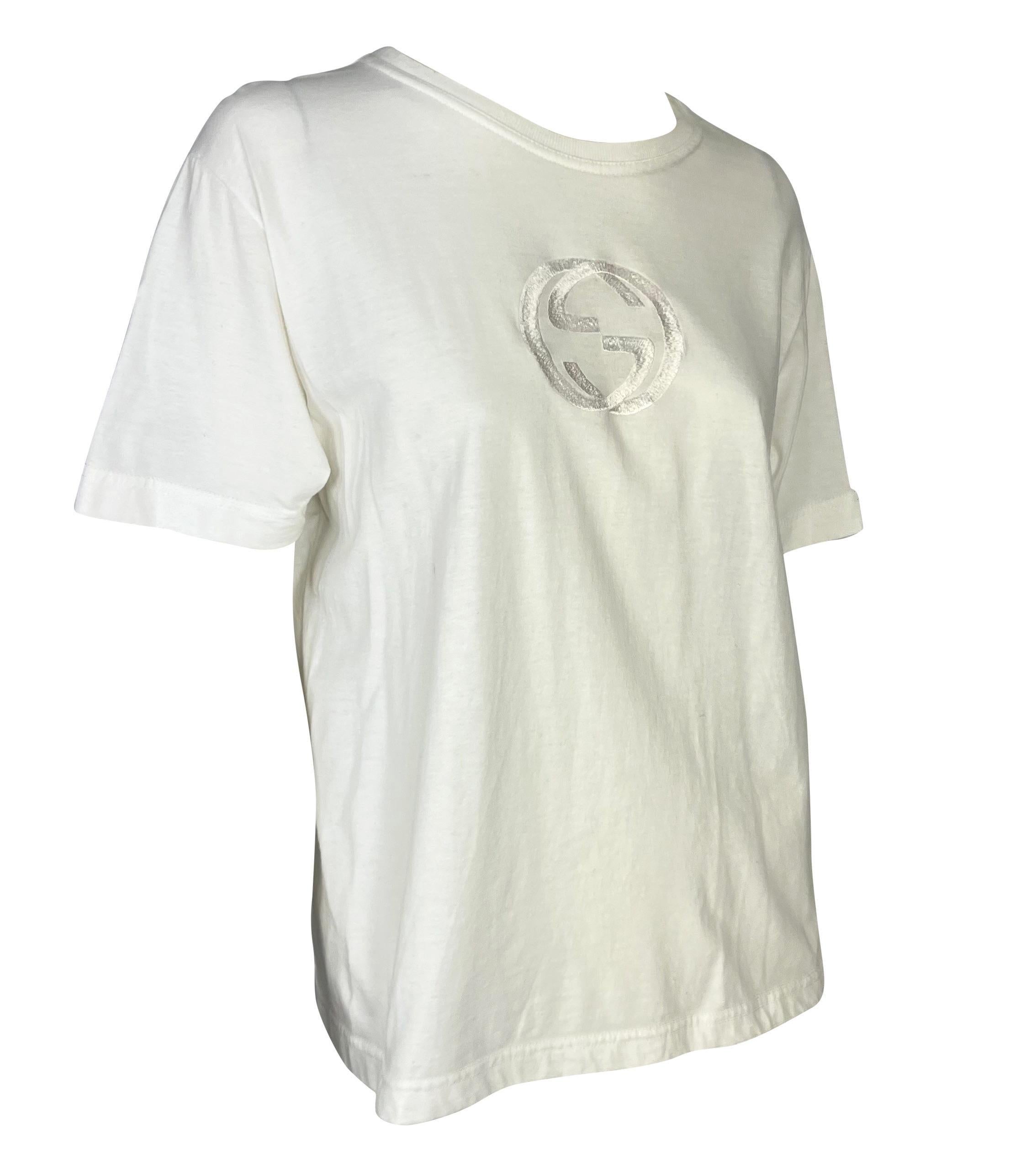 S/S 1997 Gucci by Tom Ford GG Logotipo Bordado Camiseta elástica blanca en Bueno estado para la venta en West Hollywood, CA