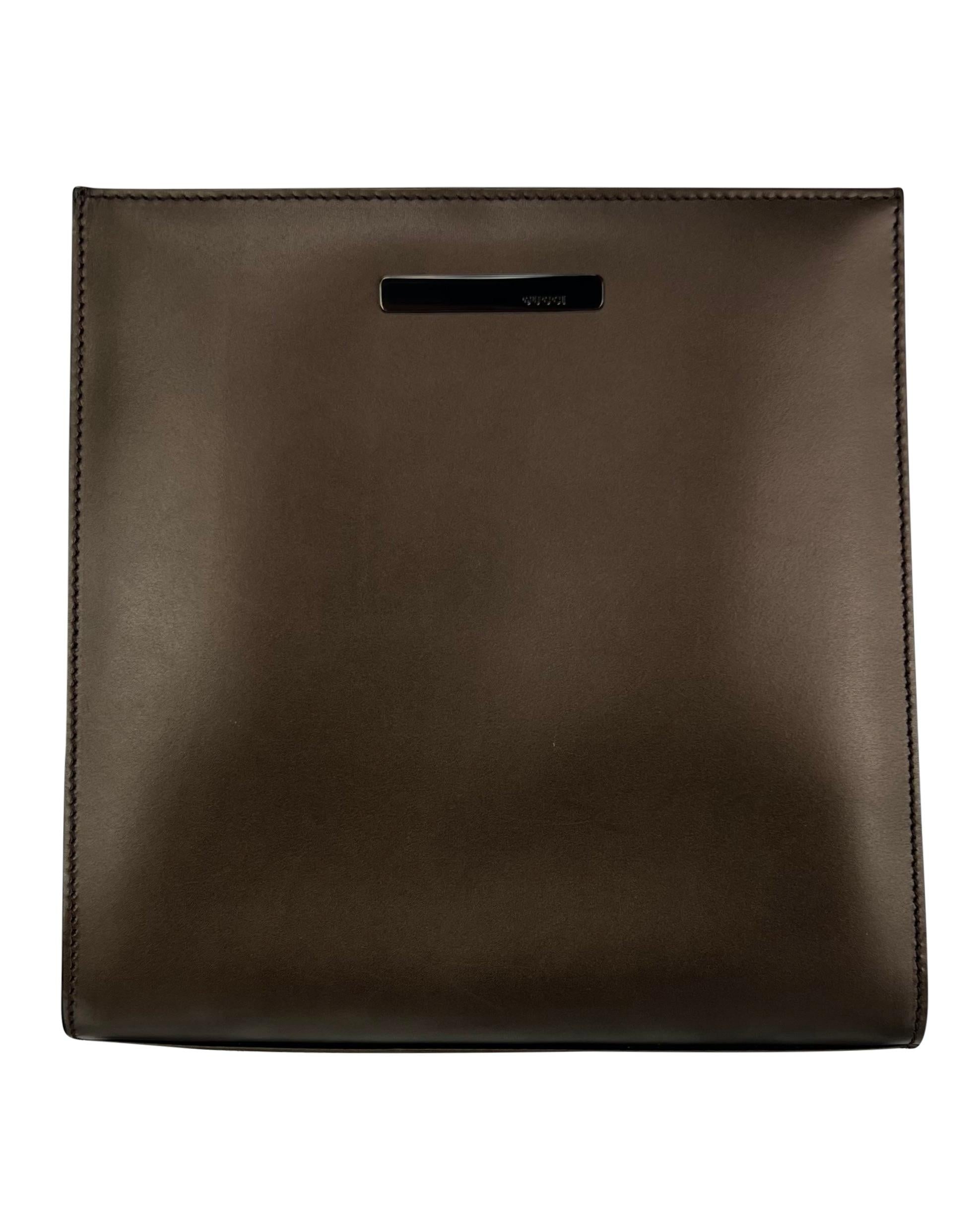 S/S 1997 Bolso cruzado convertible de piel metalizada Gucci by Tom Ford Negro en venta