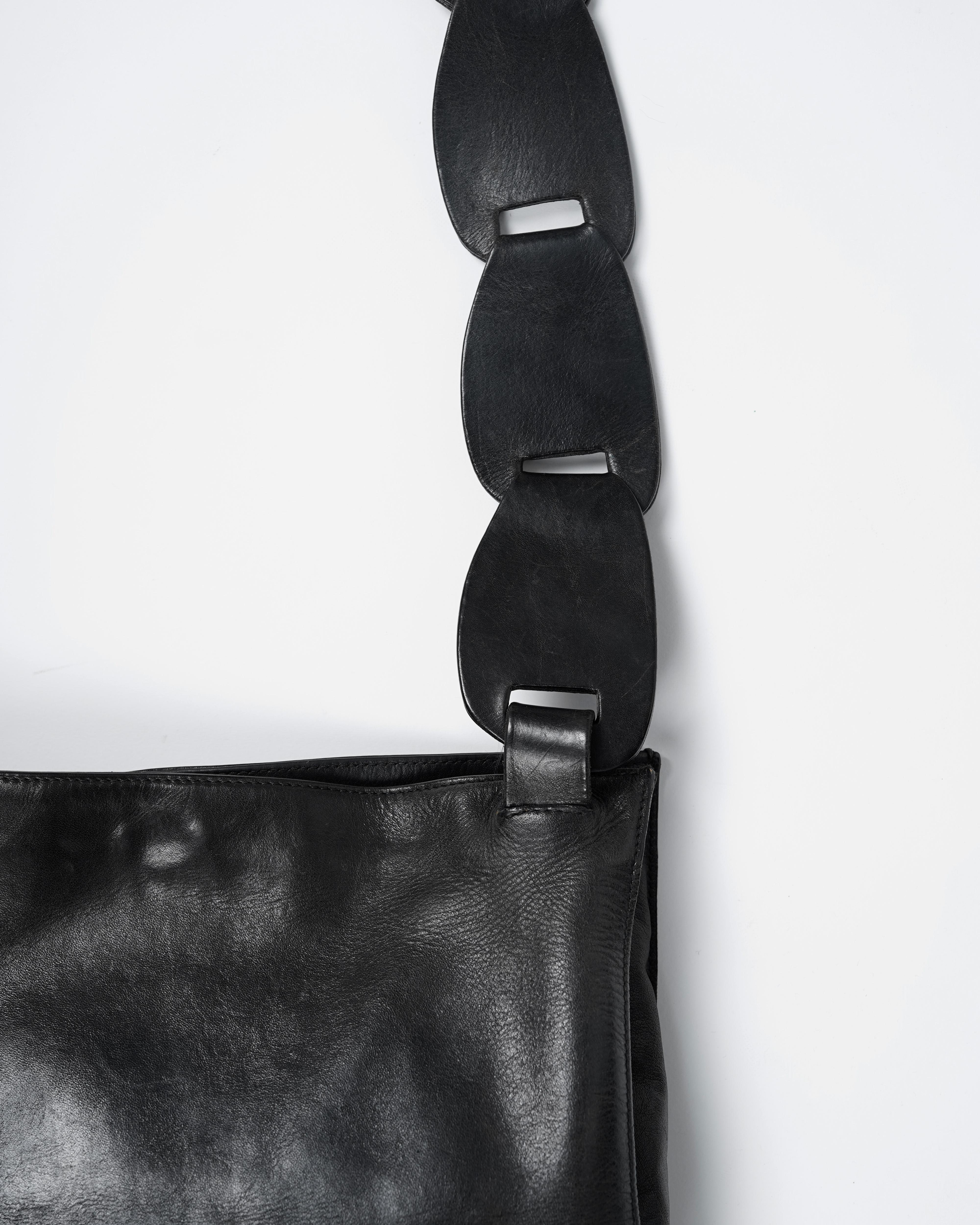 S/S 1997 Gucci by Tom Ford Runway Black Leather Wood Chain Link Large Bucket Bag 1
