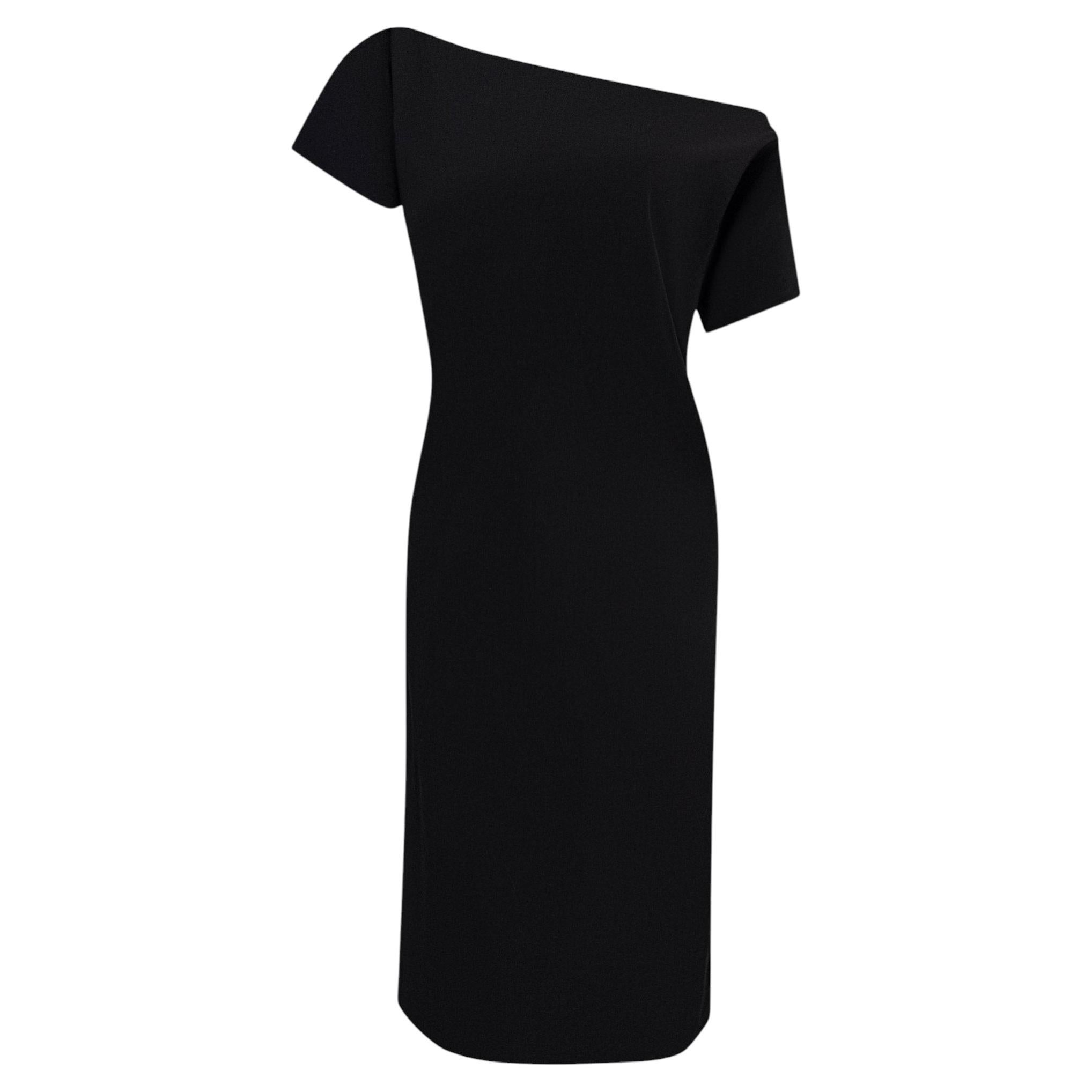 Robe droite oversize extensible de la collection Gucci par Tom Ford, défilé printemps-été 1997
