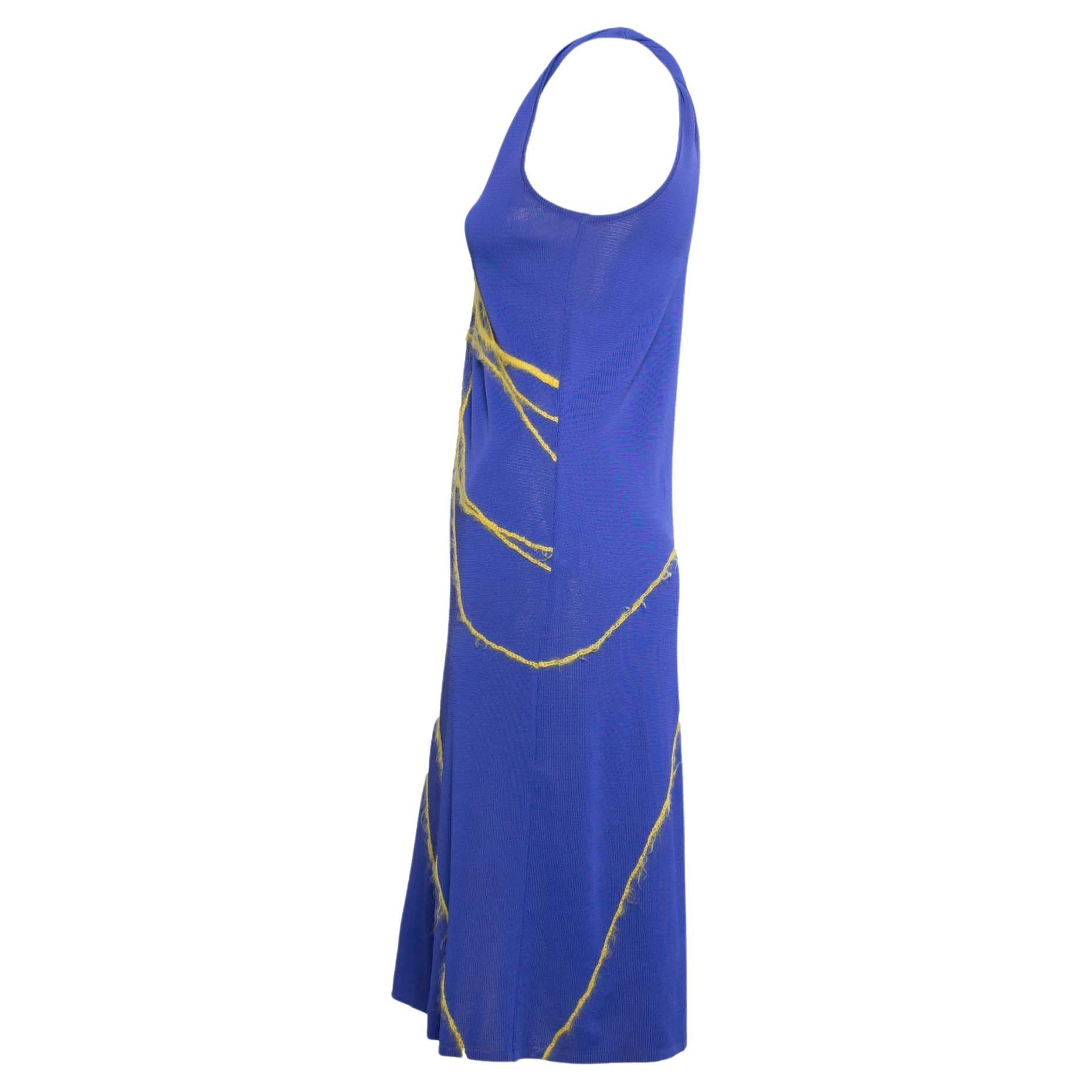 F/S 1998 Gianni Versace by Donatella Laufsteg Ad Blau-gelbes asymmetrisches Strickkleid 1