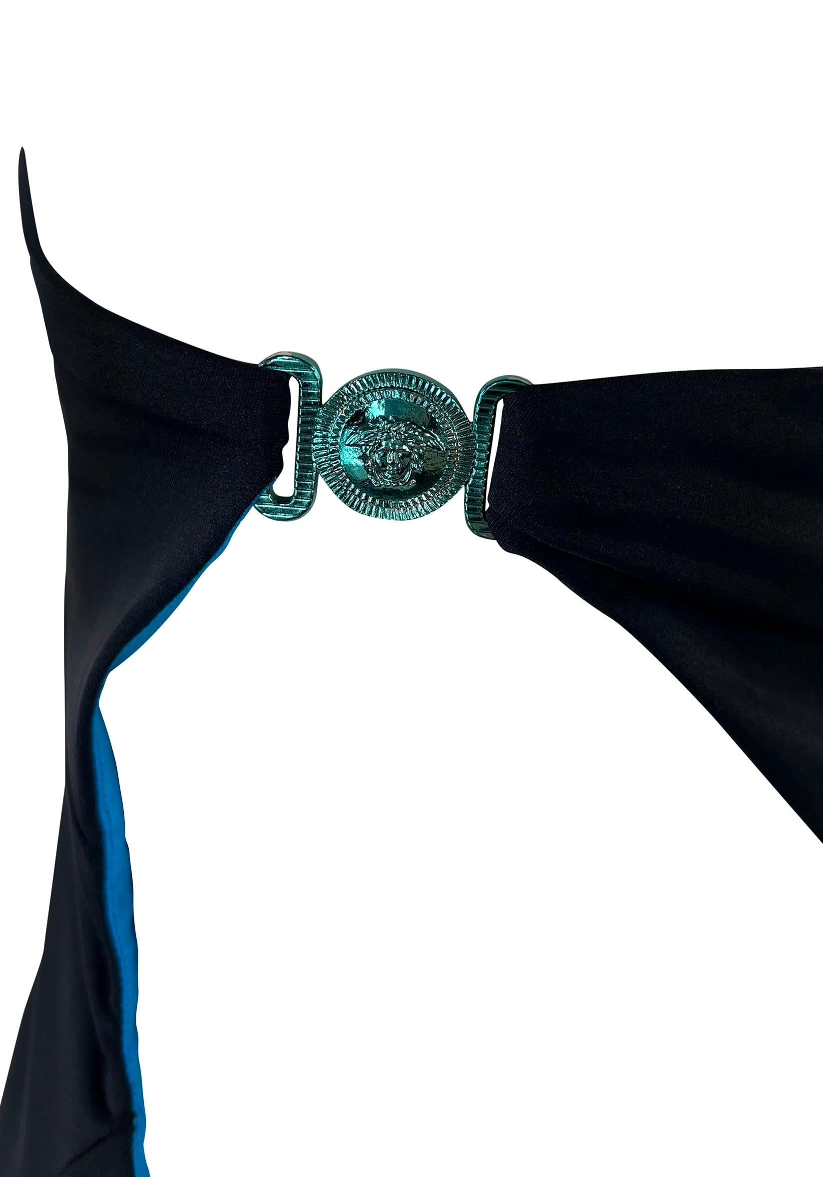 P/E 1998 Gianni Versace by Donatella Versace Wet Look Backless Stretch Runway Dress in vendita 1