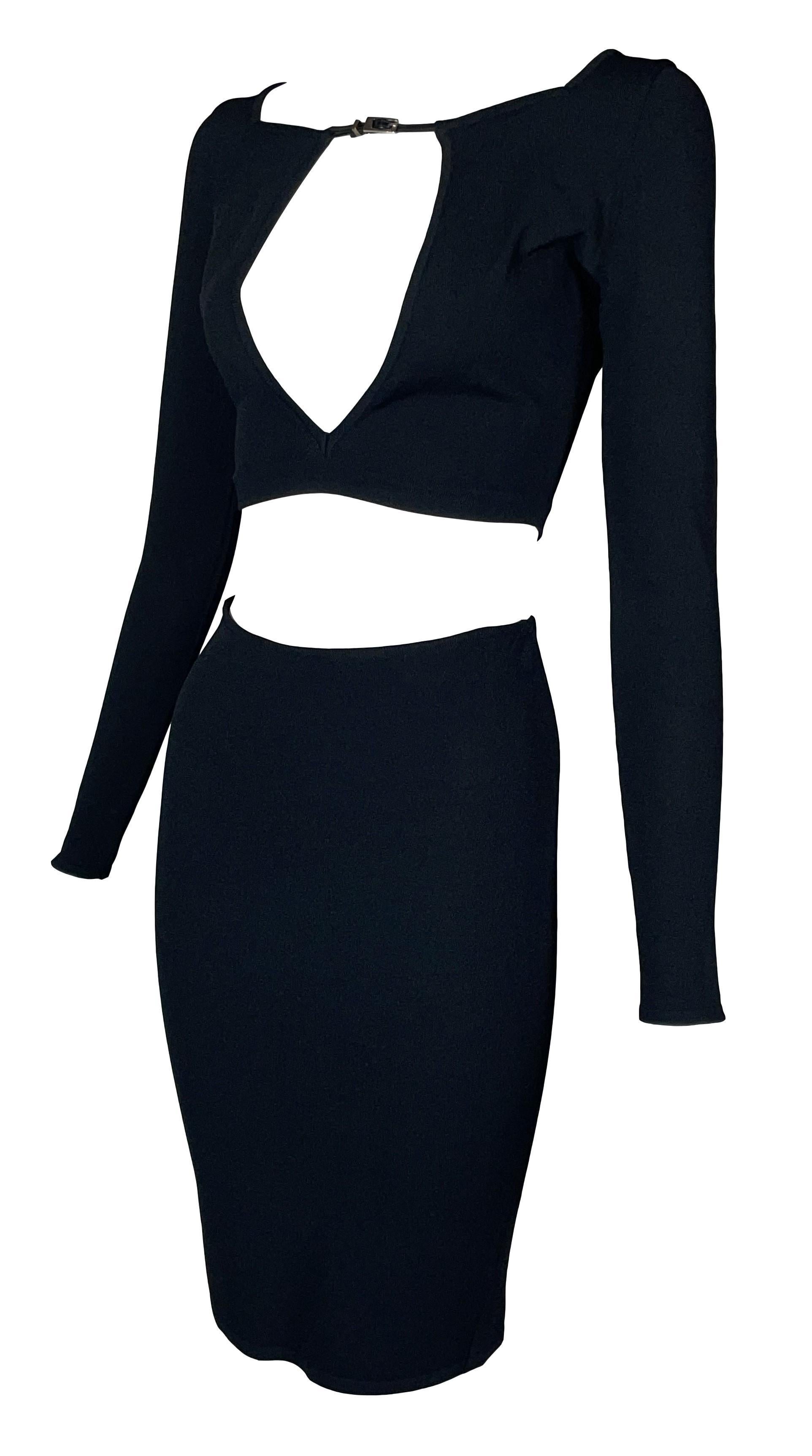 **THANK YOU FOR SHOPPING WITH MES DEUX FILLES**

DESIGNER: S/S 1998 Gucci by Tom Ford
CONDITION: Good but has been altered- the buckles on the skirt were removed and the top has been shortened-top has white fabric tag but label with the size was
