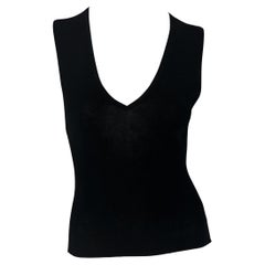 F/S 1998 Gucci by Tom Ford Schwarzes ärmelloses Top aus halbdurchsichtigem tiefem V-Ausschnitt-Strick