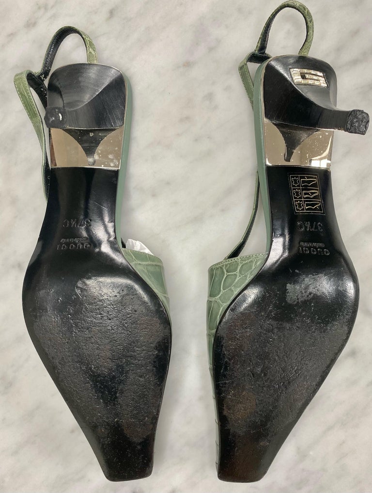 S/S 1998 Gucci by Tom Ford Light Green Alligator Kitten Heels Crystal G For Sale 2