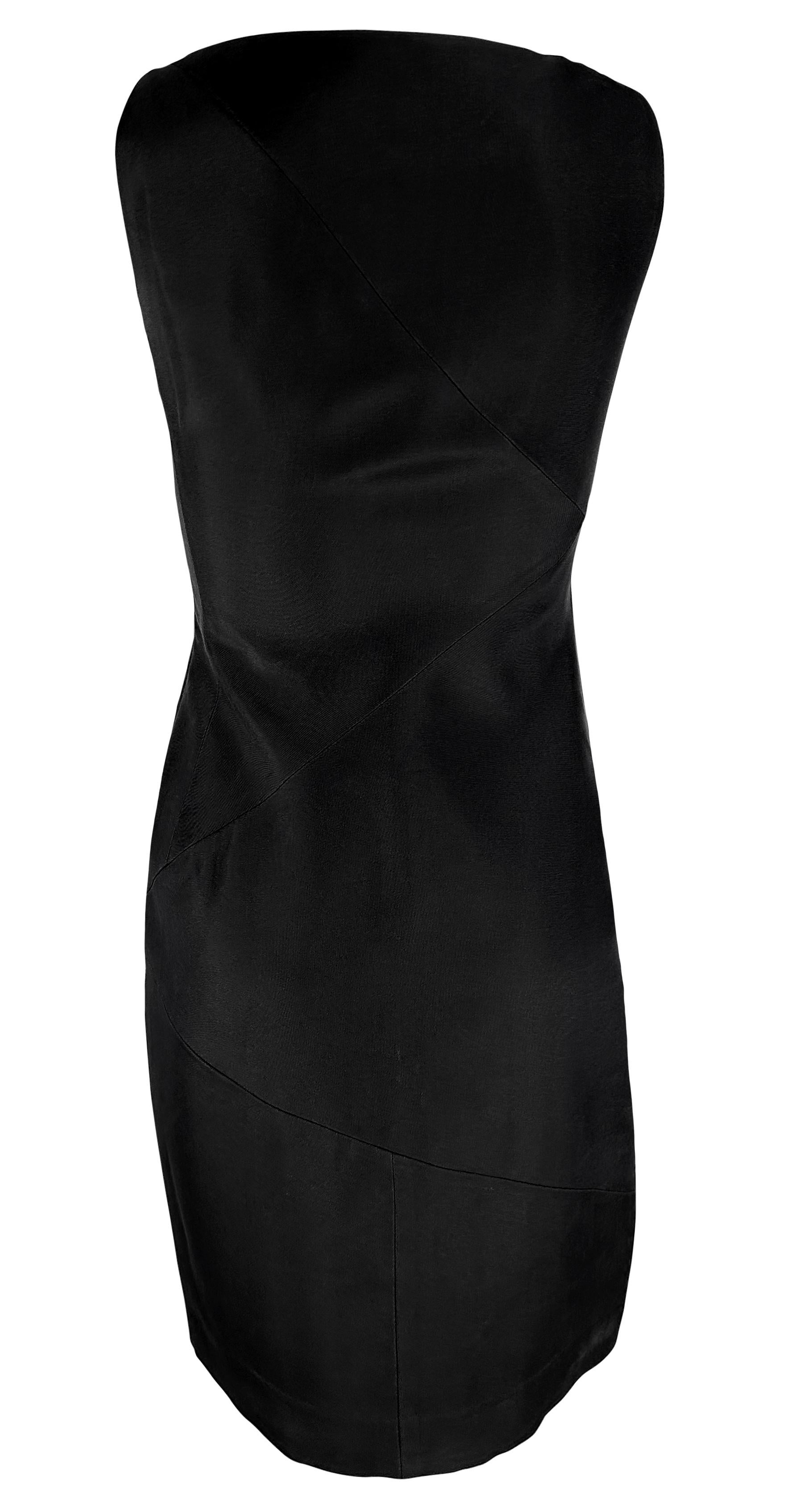 S/S 1998 Gucci by Tom Ford Runway Black Sleeveless Panel Bateau Pencil Dress For Sale 3