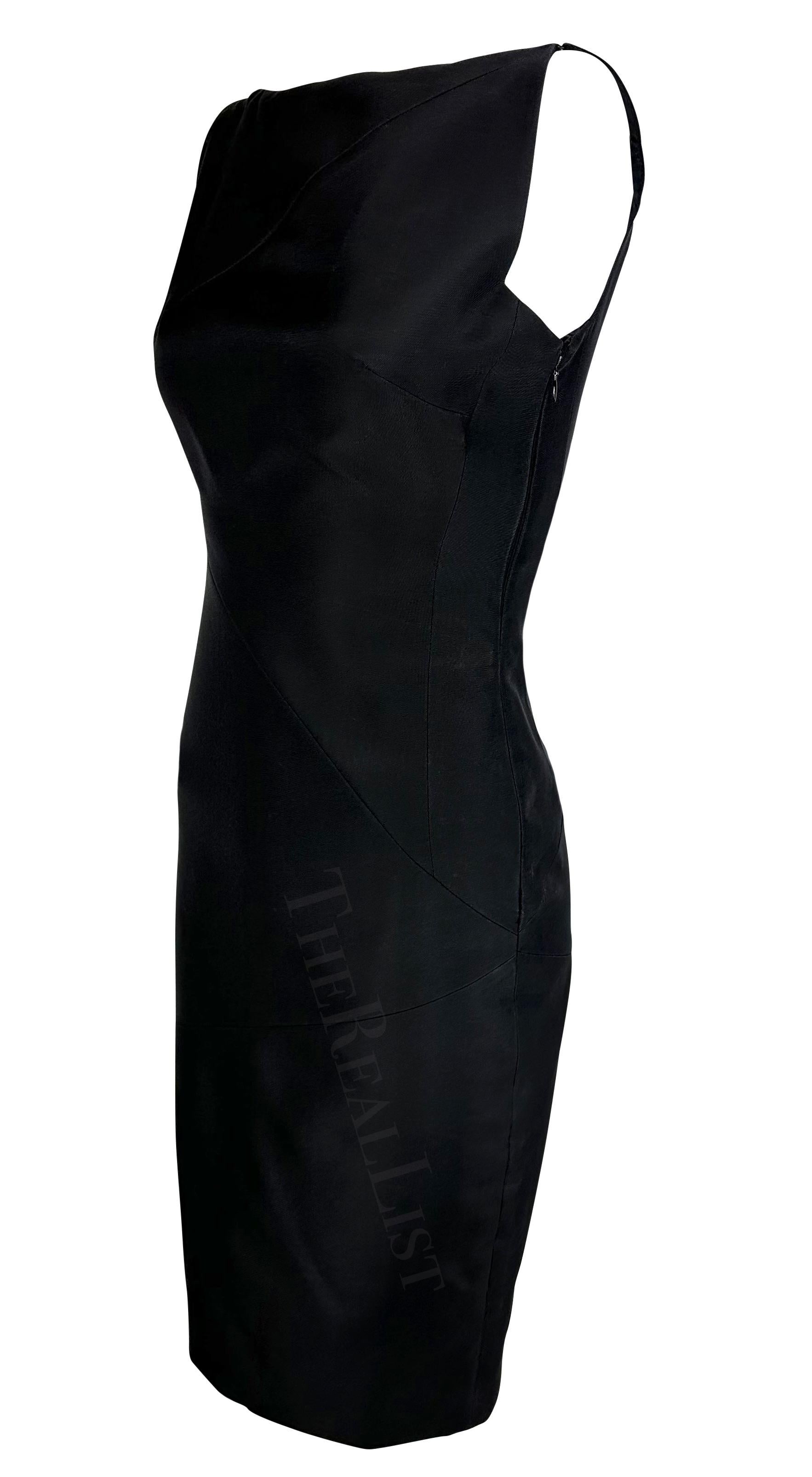 S/S 1998 Gucci by Tom Ford Runway Black Sleeveless Panel Bodycon Bateau Dress In Good Condition For Sale In West Hollywood, CA