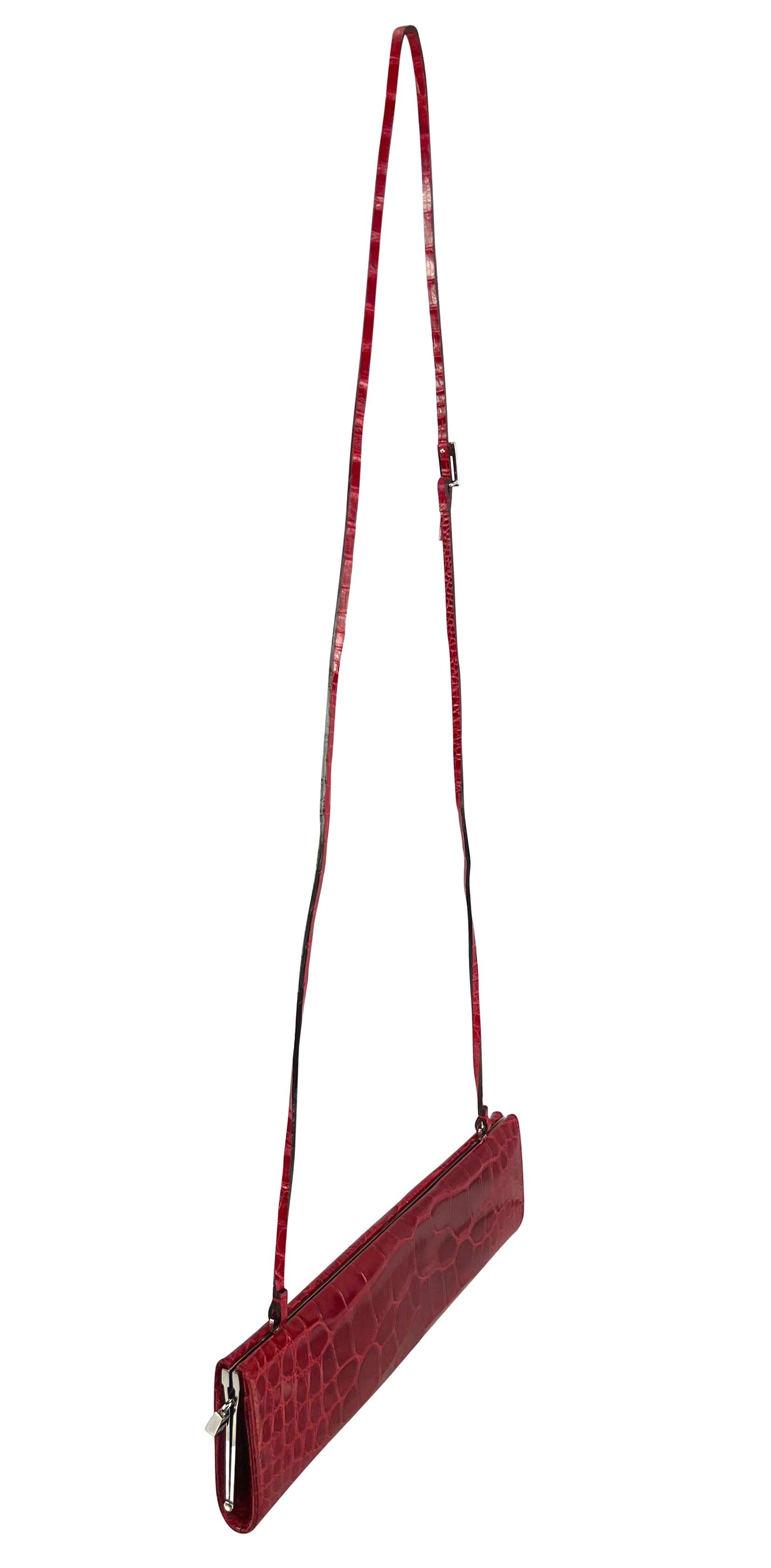 Pochette à boucle G en alligator rouge véritable Gucci by Tom Ford Runway P/E 1998 en vente 6