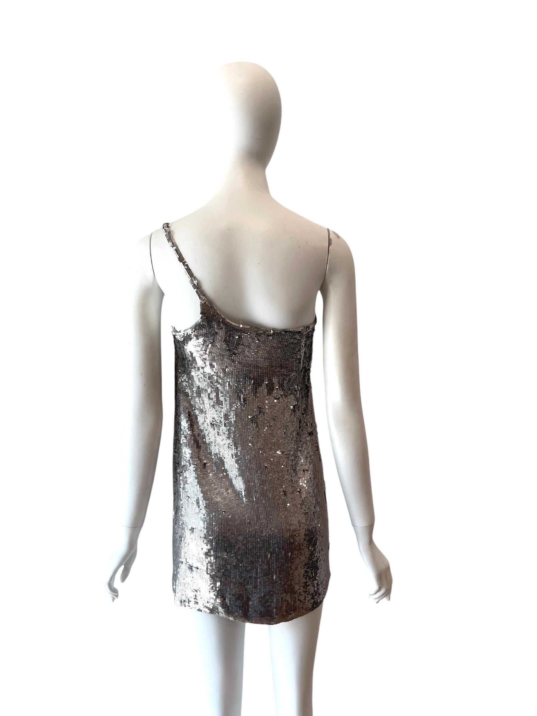 S/S 1998 Gucci by Tom Ford silver sequin mini dress In Good Condition In Austin, TX