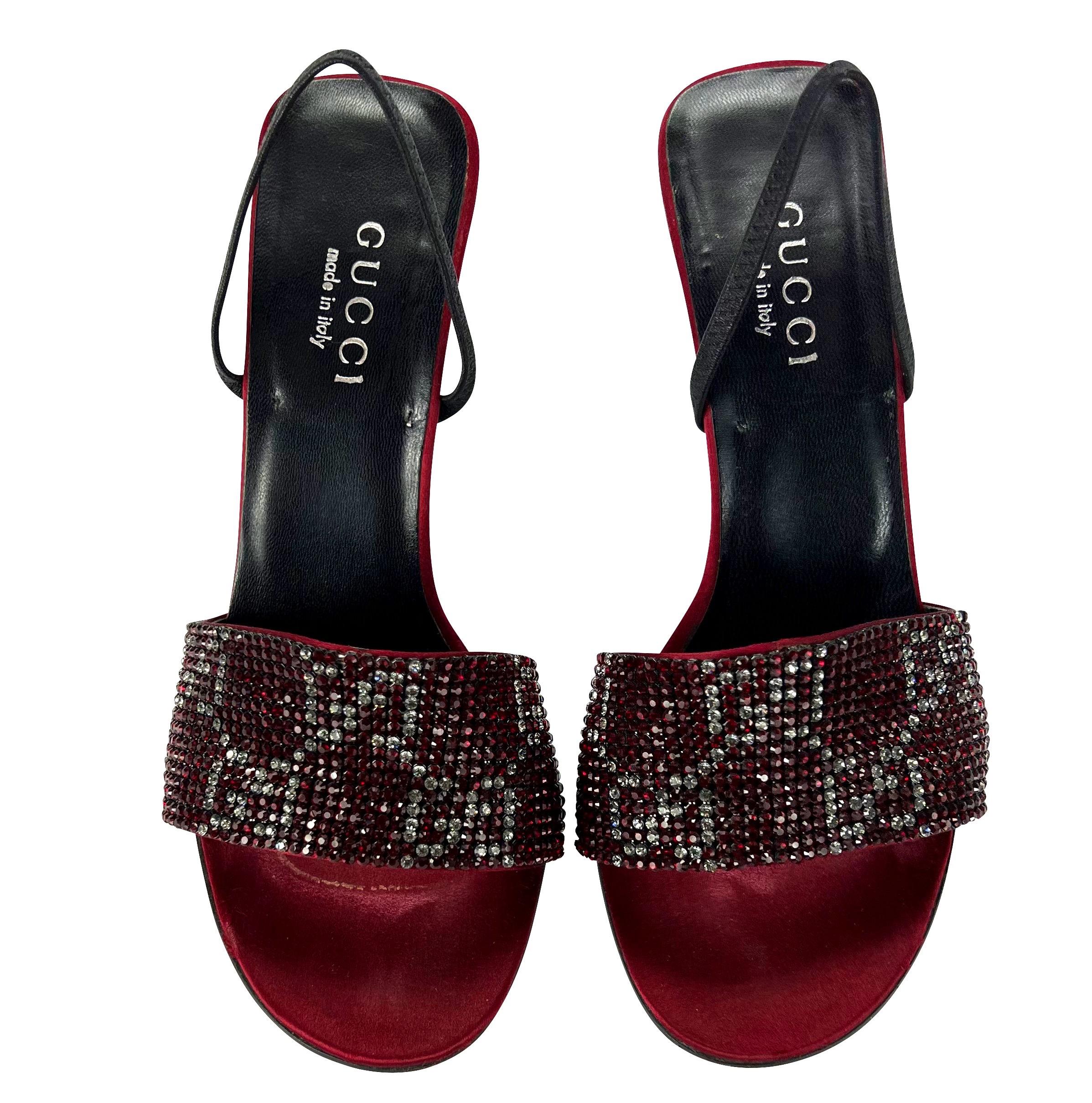 S/S 1998 Gucci Tom Ford Red Crystal 'GG' Heels Size 38C In Good Condition For Sale In West Hollywood, CA