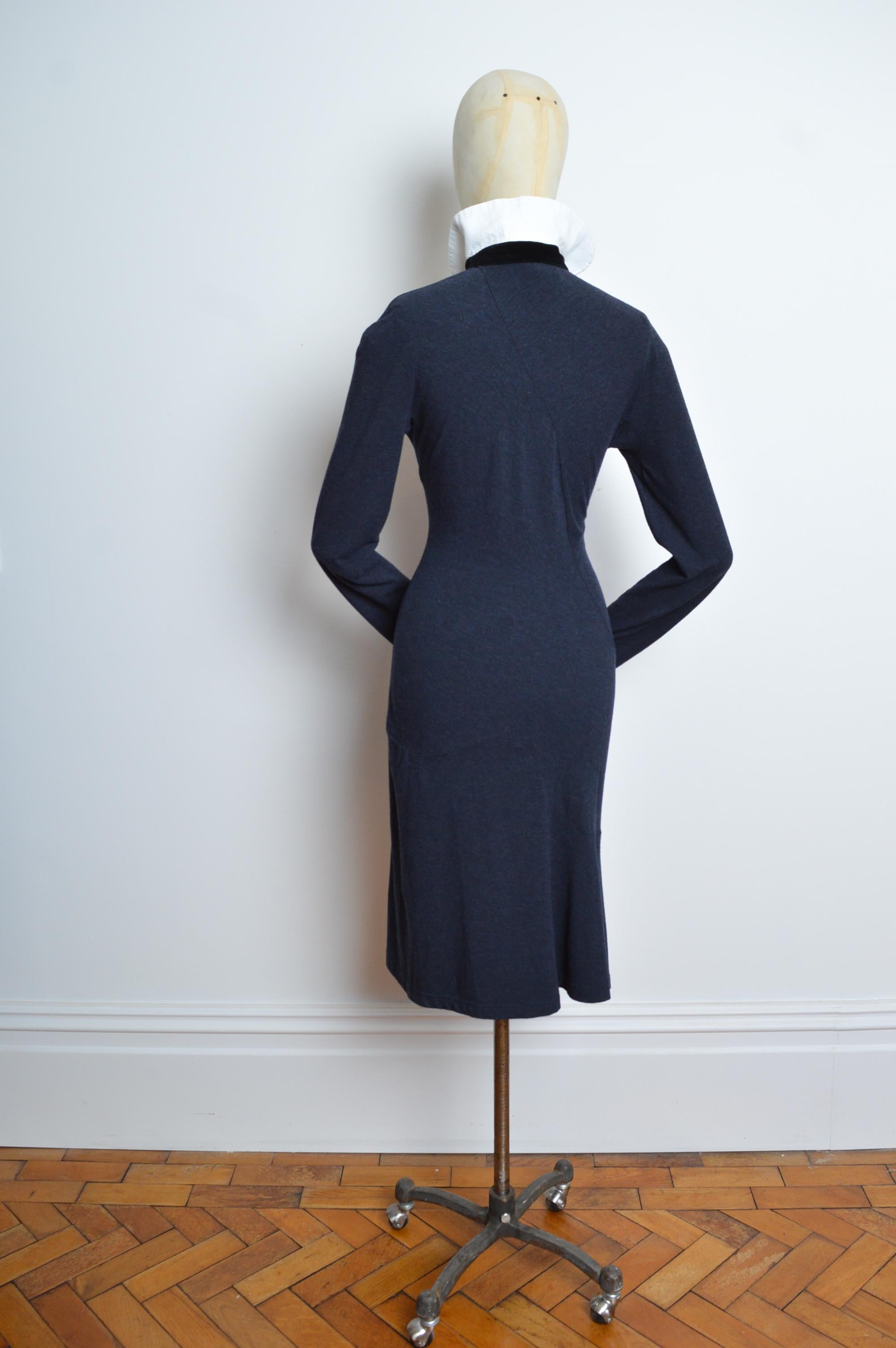 S/S 1999 Vestido camisero con costuras onduladas de Vivienne Westwood, jersey gris oscuro en venta 3
