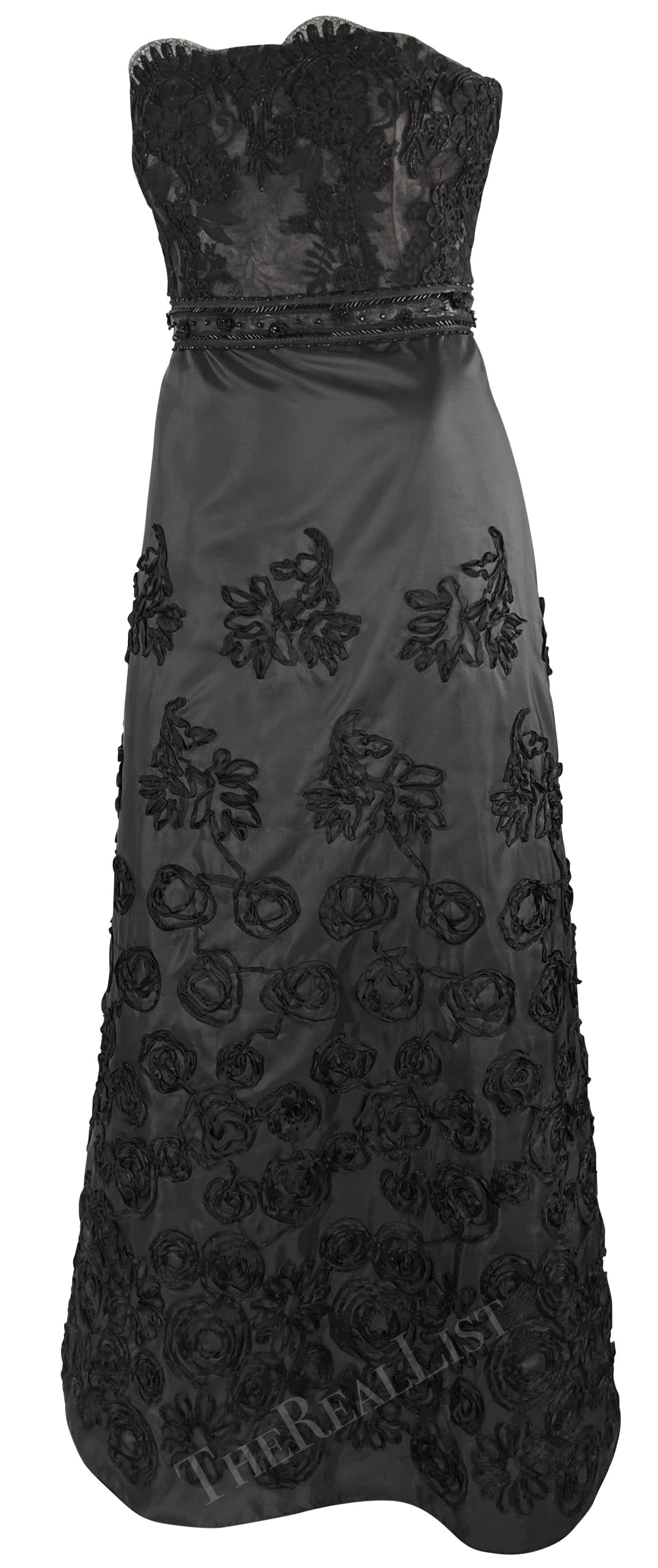 Christian Lacroix, robe de soirée sans bretelles en taffetas avec superposition de dentelle perlée, P/E 1999 Bon état - En vente à West Hollywood, CA