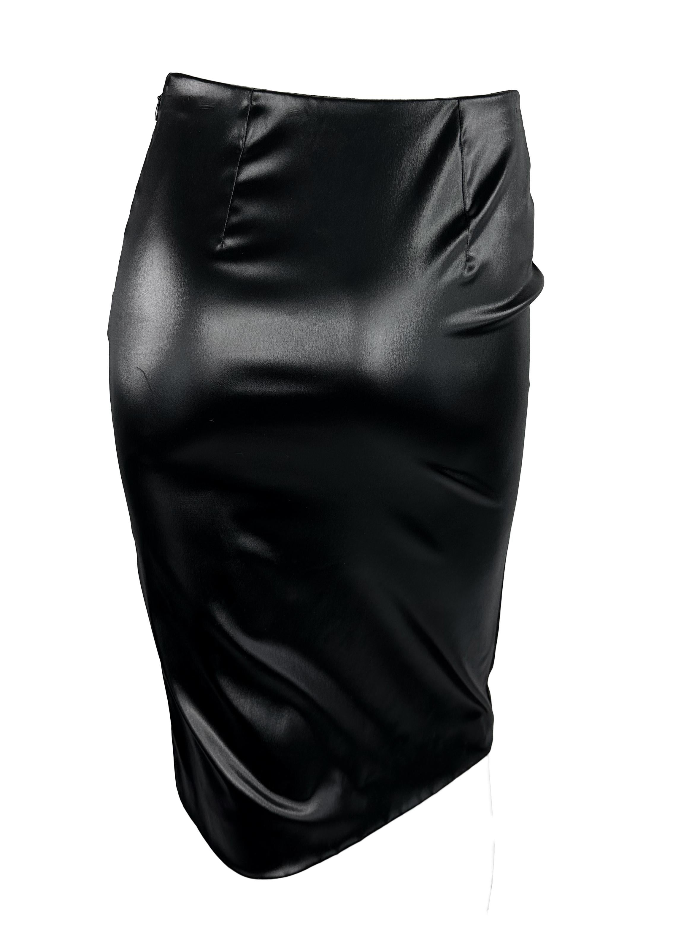 Dolce & Gabbana Runway S/S 1999 - Jupe fourreau moulante noire Wet Look en vente 1