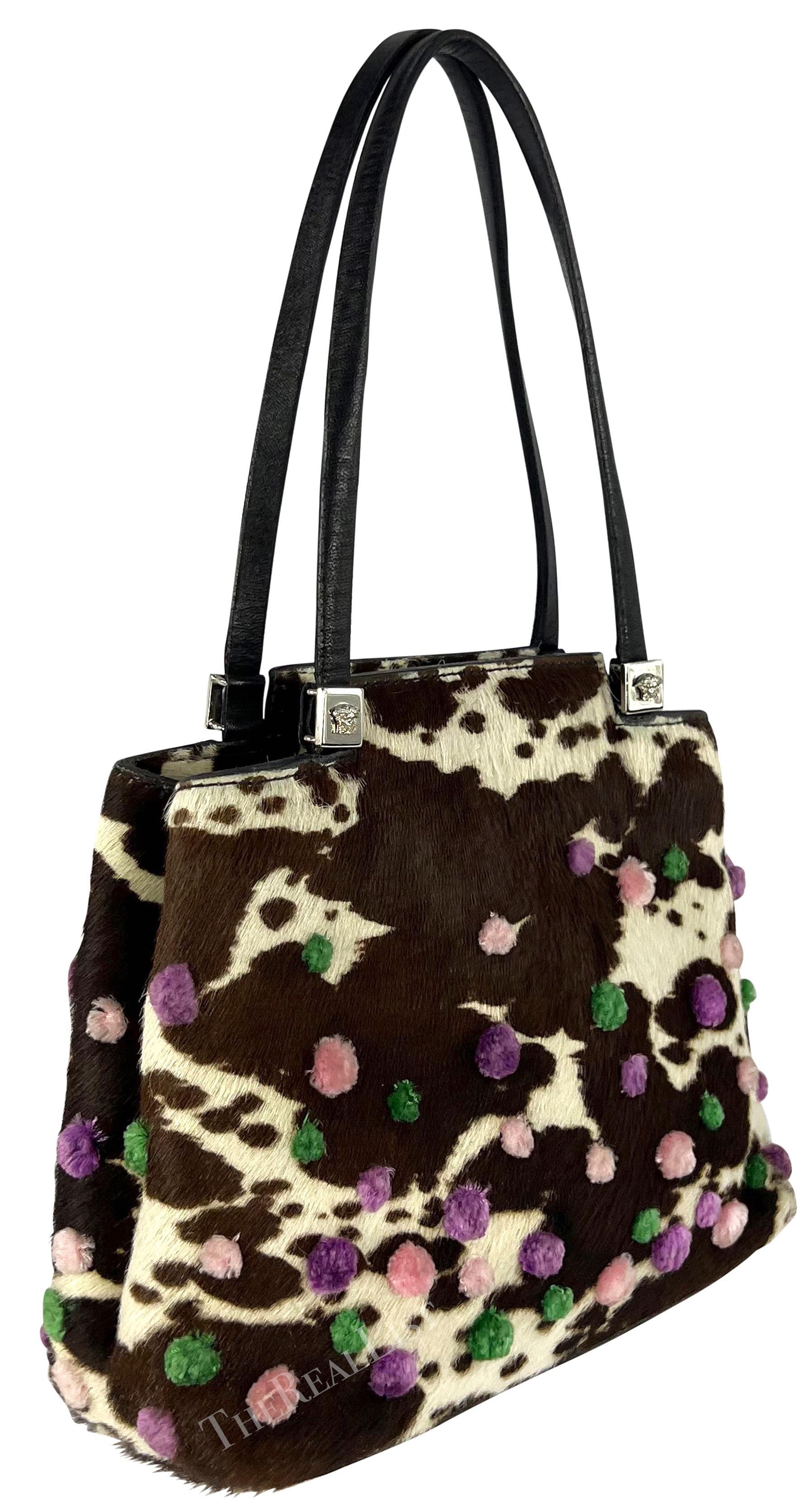 P/E 1999 Donatella Versace for Gianni Versace Mini Bag in pelo di pony marrone In condizioni buone in vendita a West Hollywood, CA