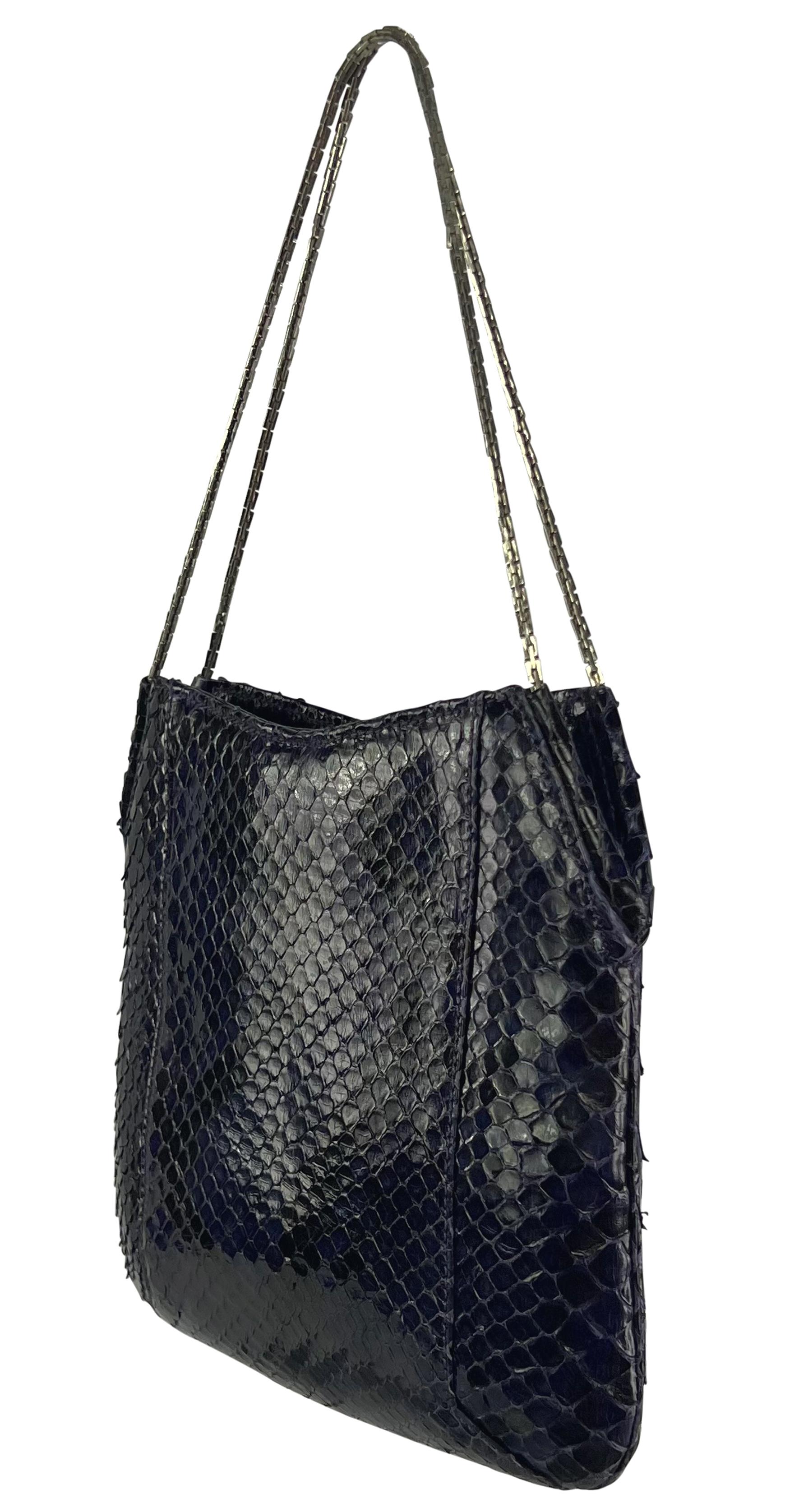 Mini sac à chaîne en python violet profond Gianni Versace by Donatella, P/E 1999 en vente 1