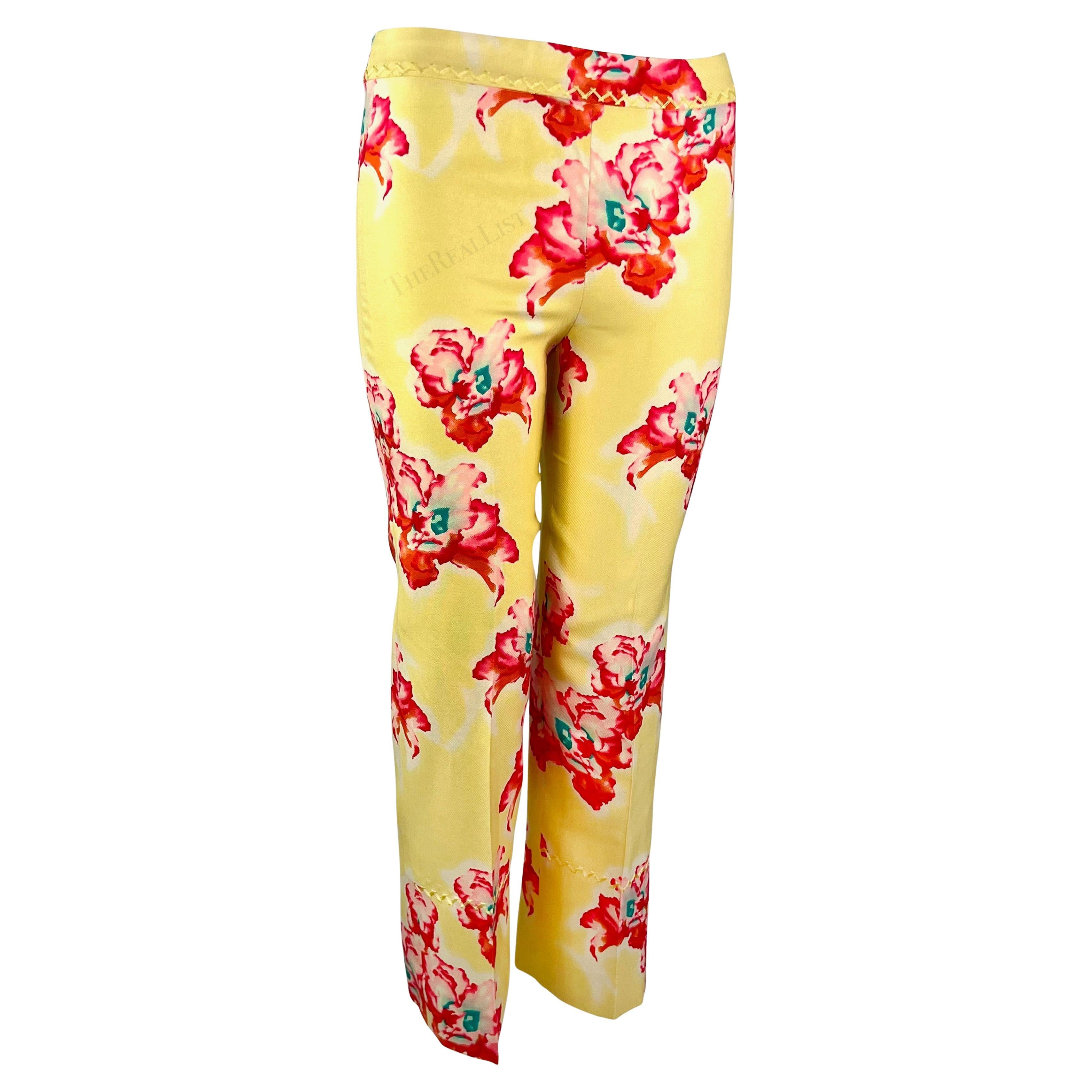 S/S 1999 Gianni Versace by Donatella Pink Yellow Orchid Print Silk Cropped Pants For Sale 6