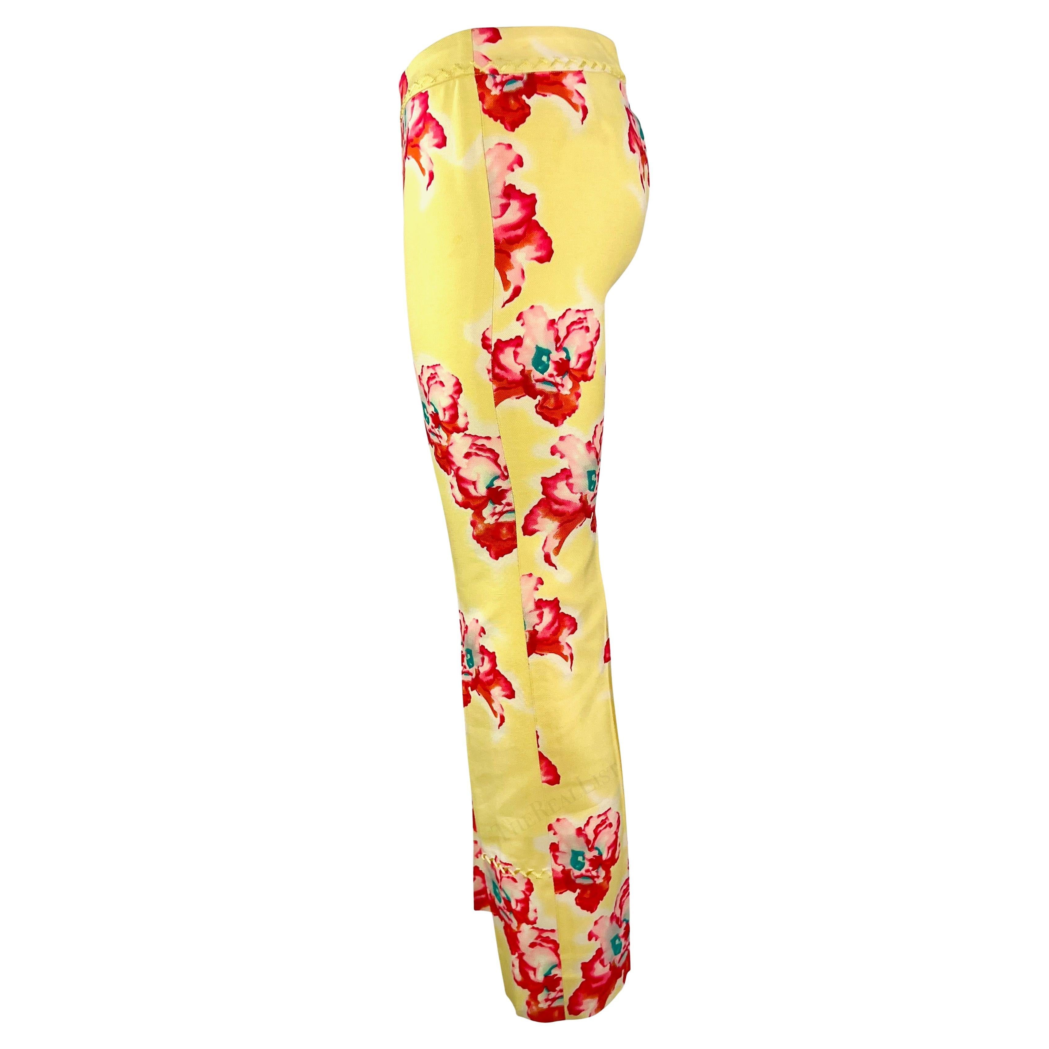 S/S 1999 Gianni Versace by Donatella Pink Yellow Orchid Print Silk Cropped Pants For Sale 2