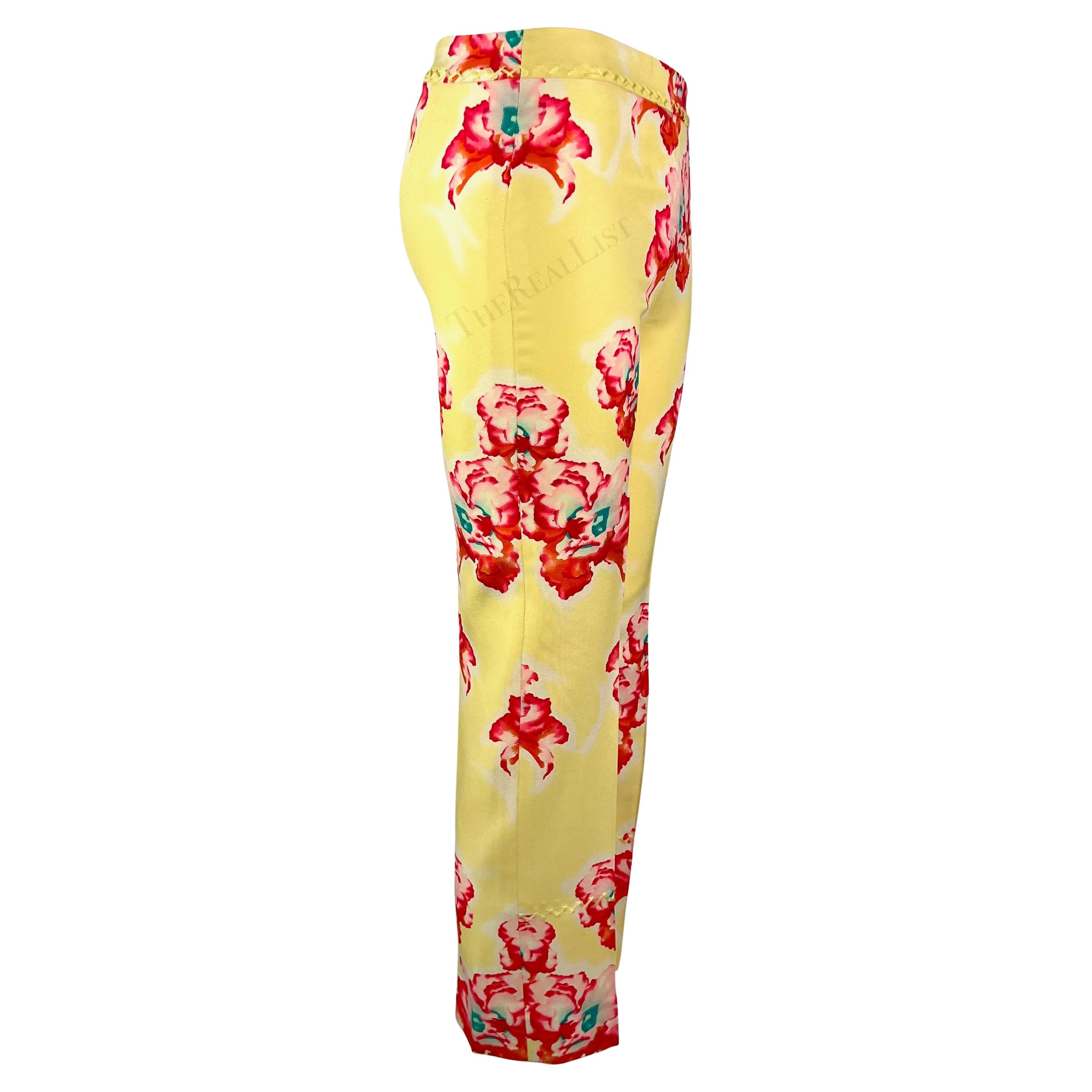 S/S 1999 Gianni Versace by Donatella Pink Yellow Orchid Print Silk Cropped Pants For Sale 4