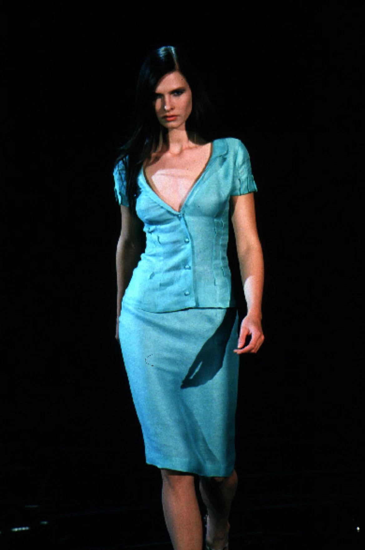 S/S 1999 Gianni Versace by Donatella Runway Ad Seafoam Green Linen Silk Suit For Sale 1