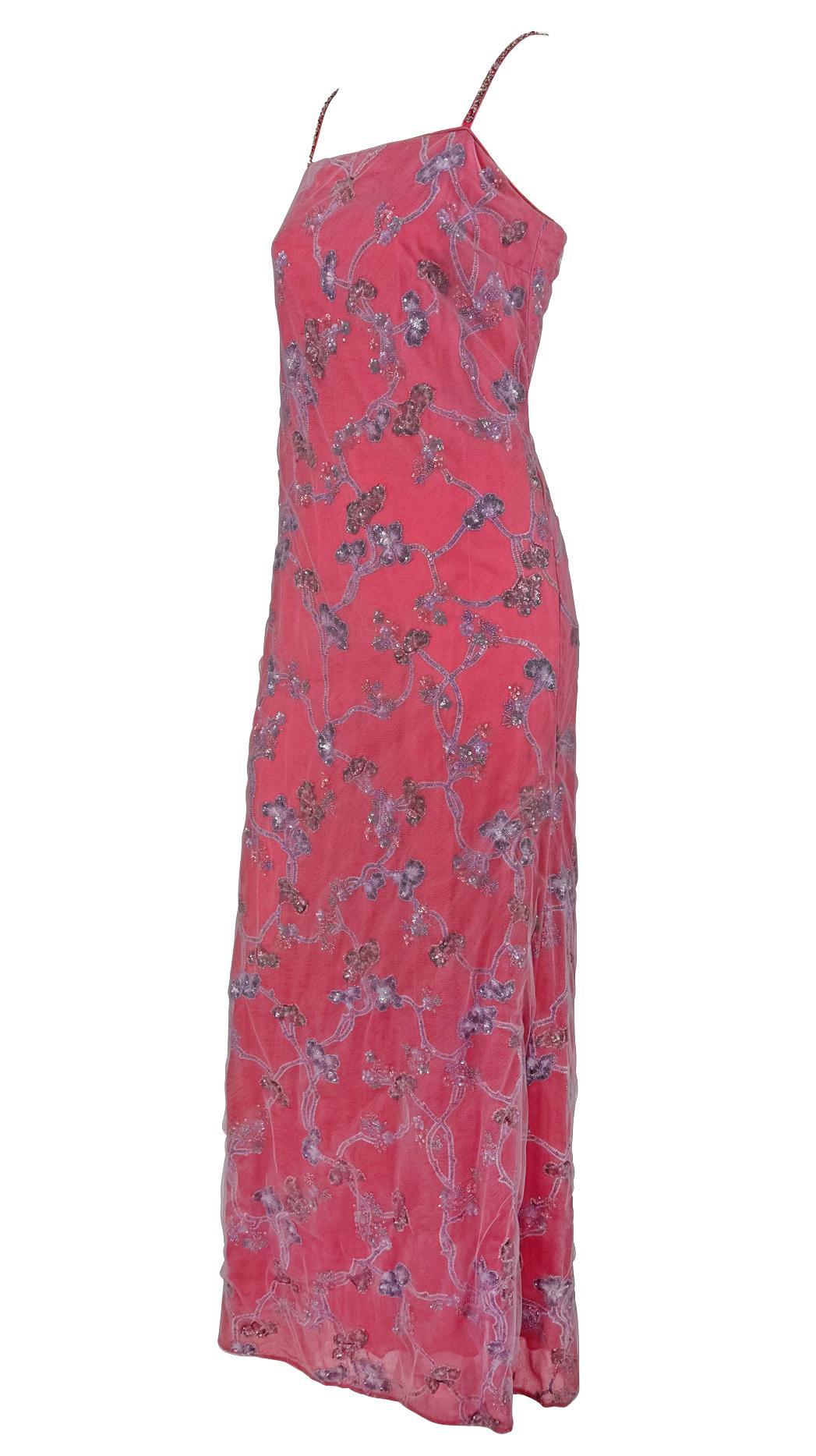 F/S 1999 Giorgio Armani Laufsteg Rosa geblümte Paillettenstickerei Mesh Overlay Kleid mit Überzug im Angebot 1