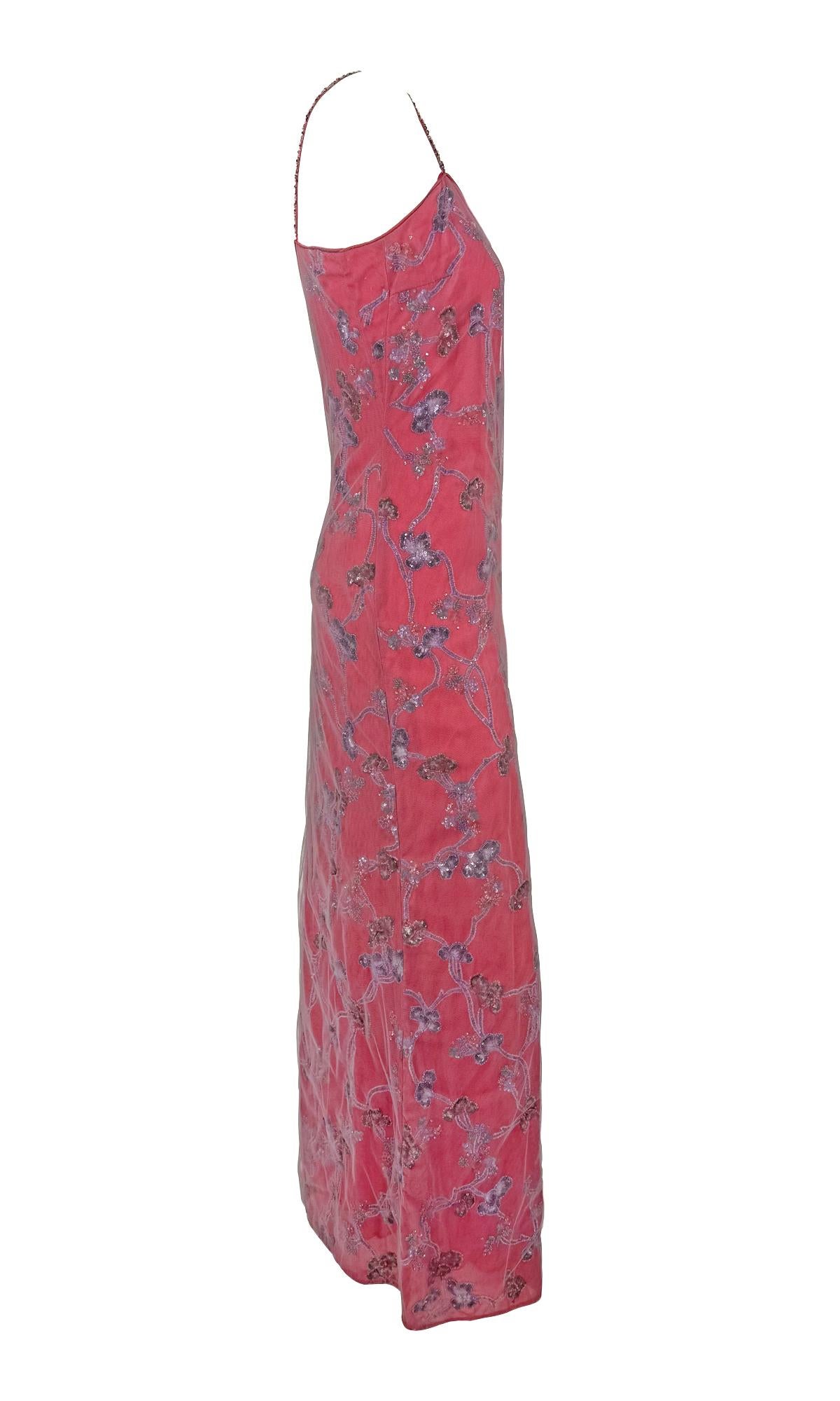 S/S 1999 Pasarela Giorgio Armani Bata superpuesta de malla con bordado floral de lentejuelas rosa en venta 4