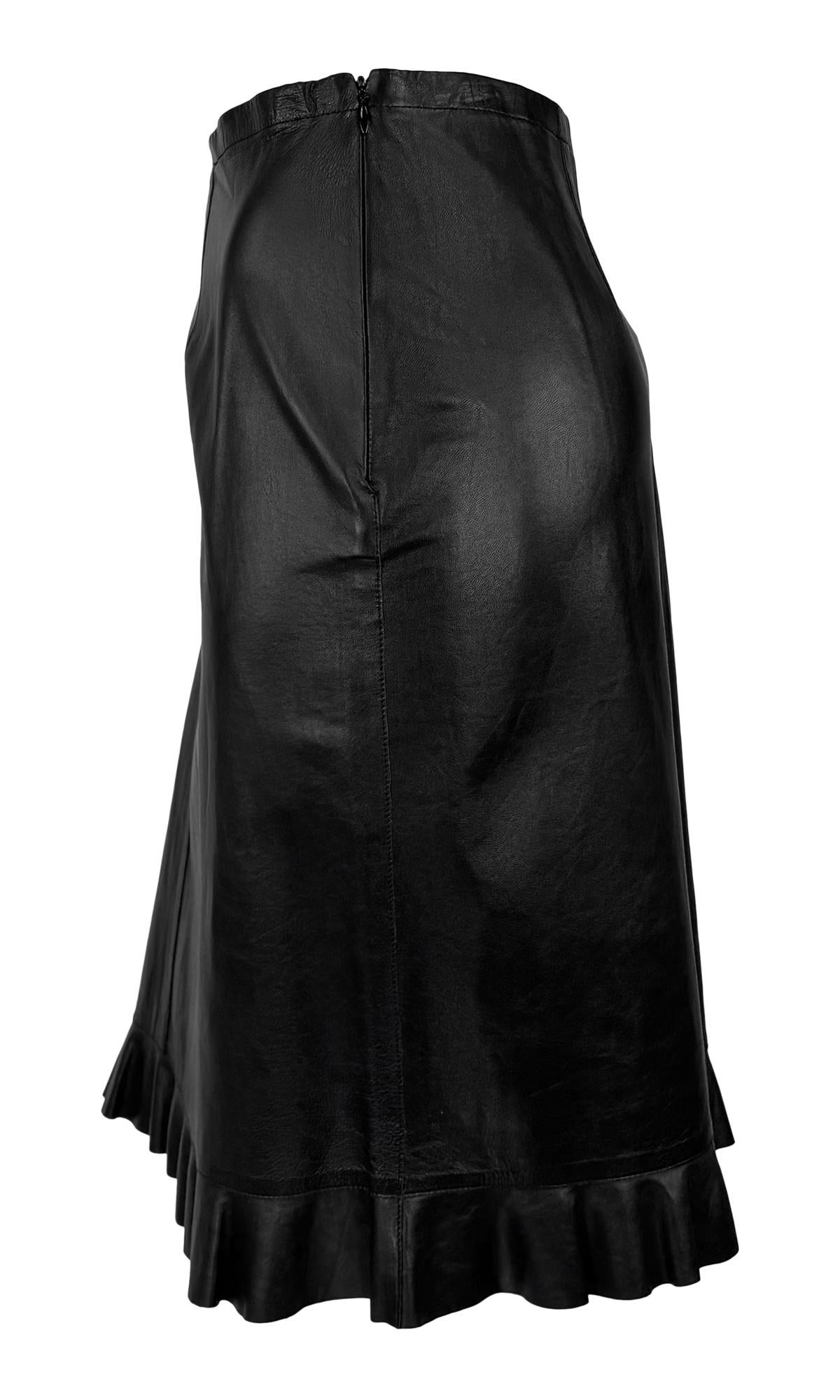S/S 1999 Gucci by Tom Ford Black Leather Ruffle Trim Pencil Skirt For Sale 1