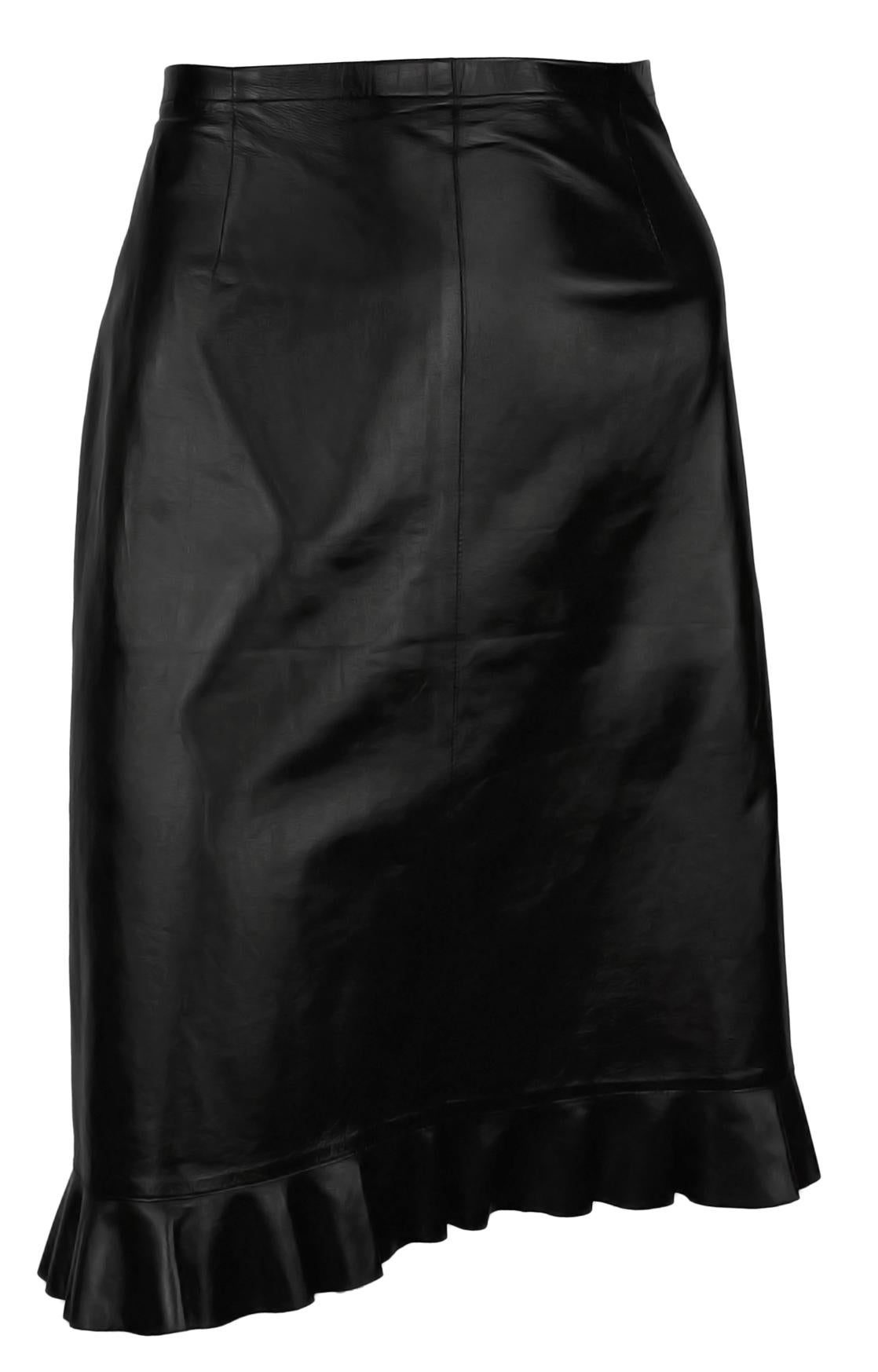 S/S 1999 Gucci by Tom Ford Black Leather Ruffle Trim Pencil Skirt For Sale 4
