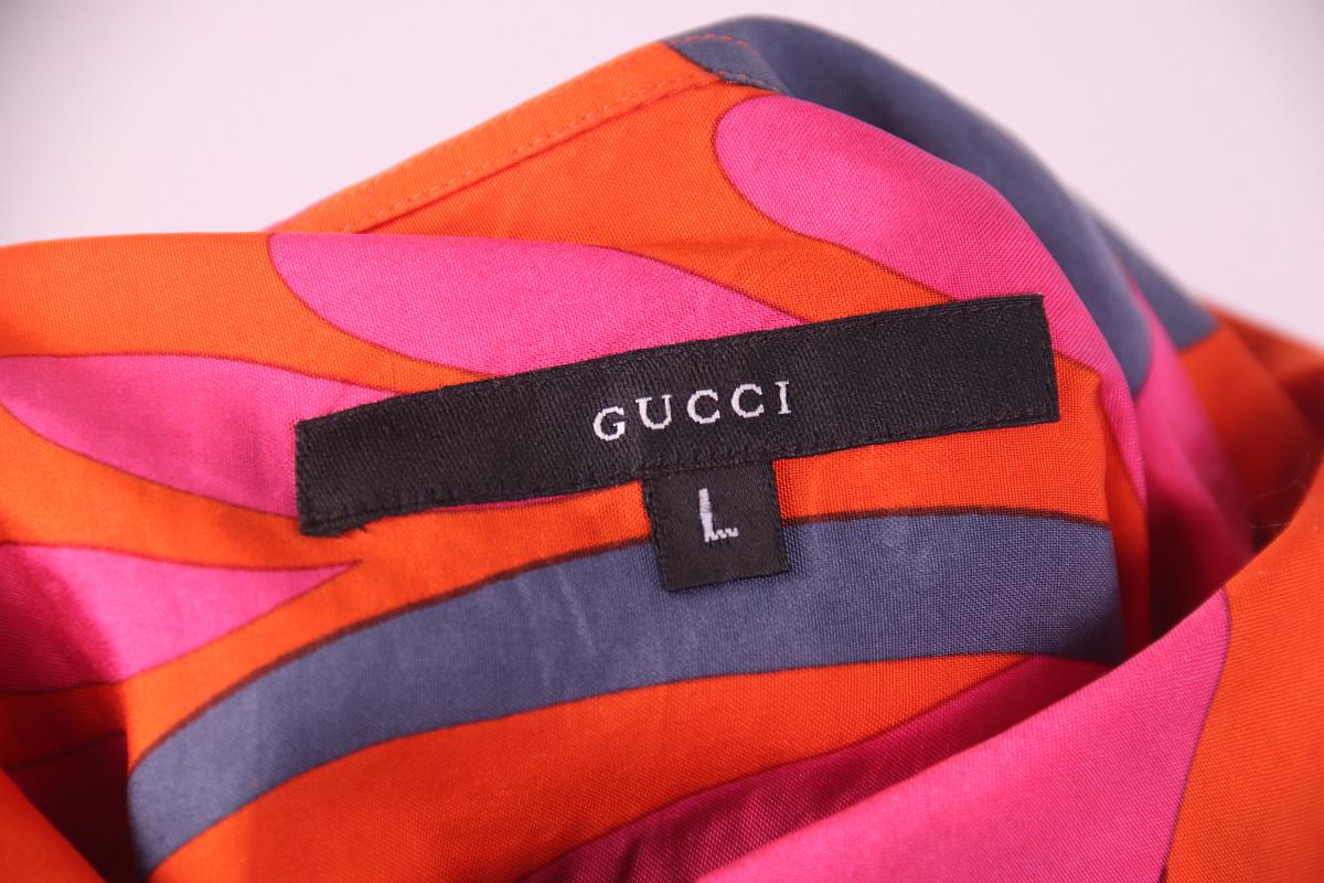 Women's S/S 1999 Gucci by Tom Ford Pink 'Acid Flower' Print Silk Button-Up Blouse For Sale