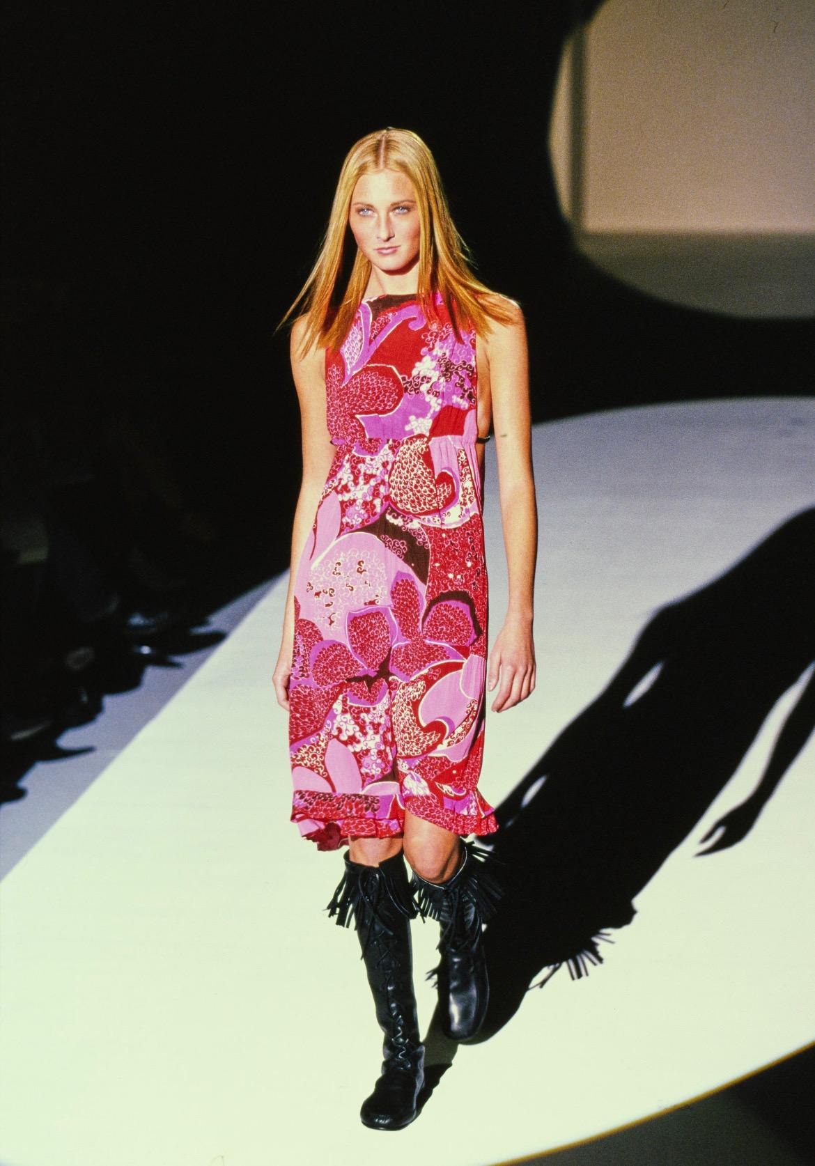 S/S 1999 Gucci by Tom Ford Pink 'Acid Flower' Silk Leather Strap Dress Runway For Sale 4