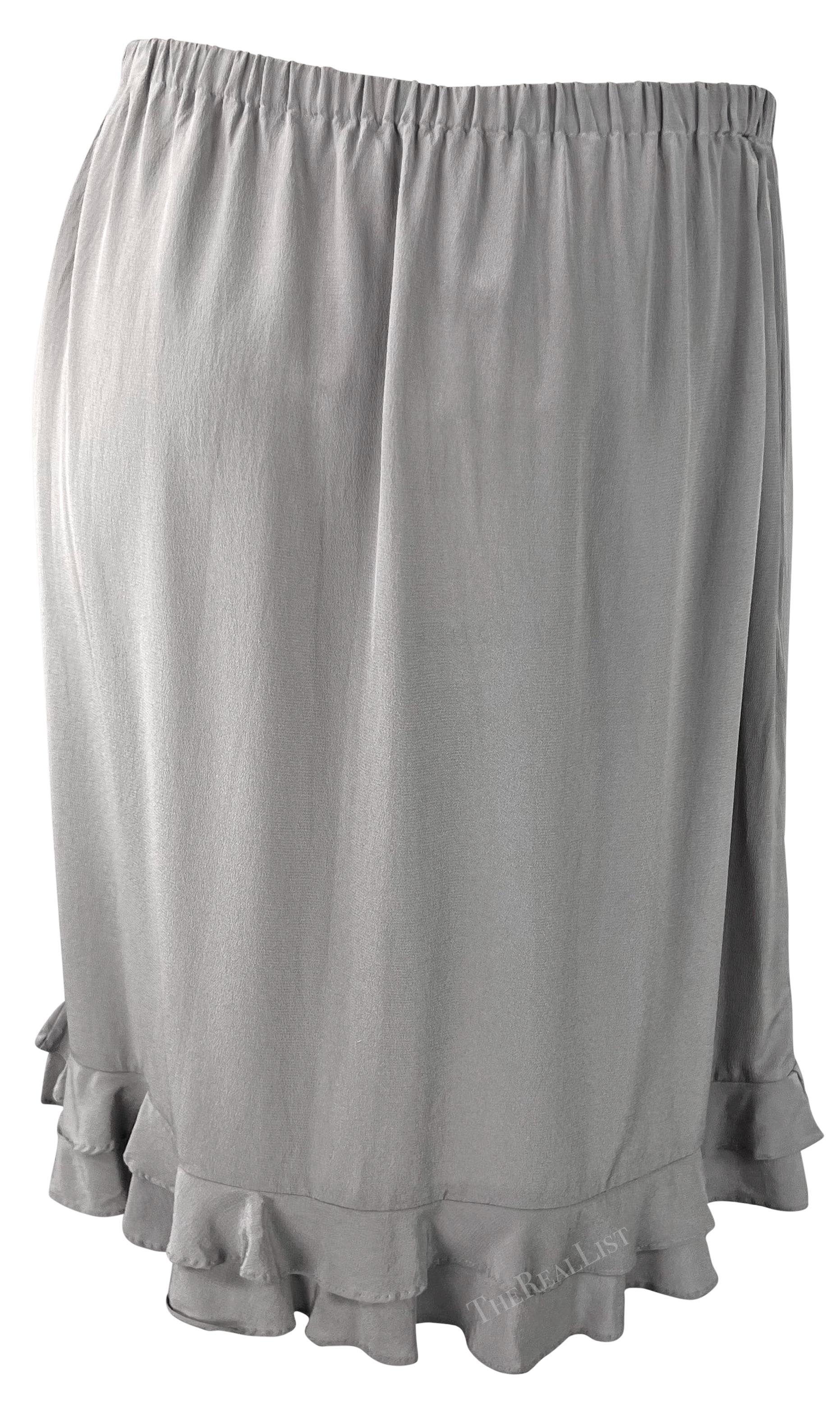 S/S 1999 Gucci by Tom Ford Ruffled Grey Silk Long Sleeve Top Skirt Set For Sale 7