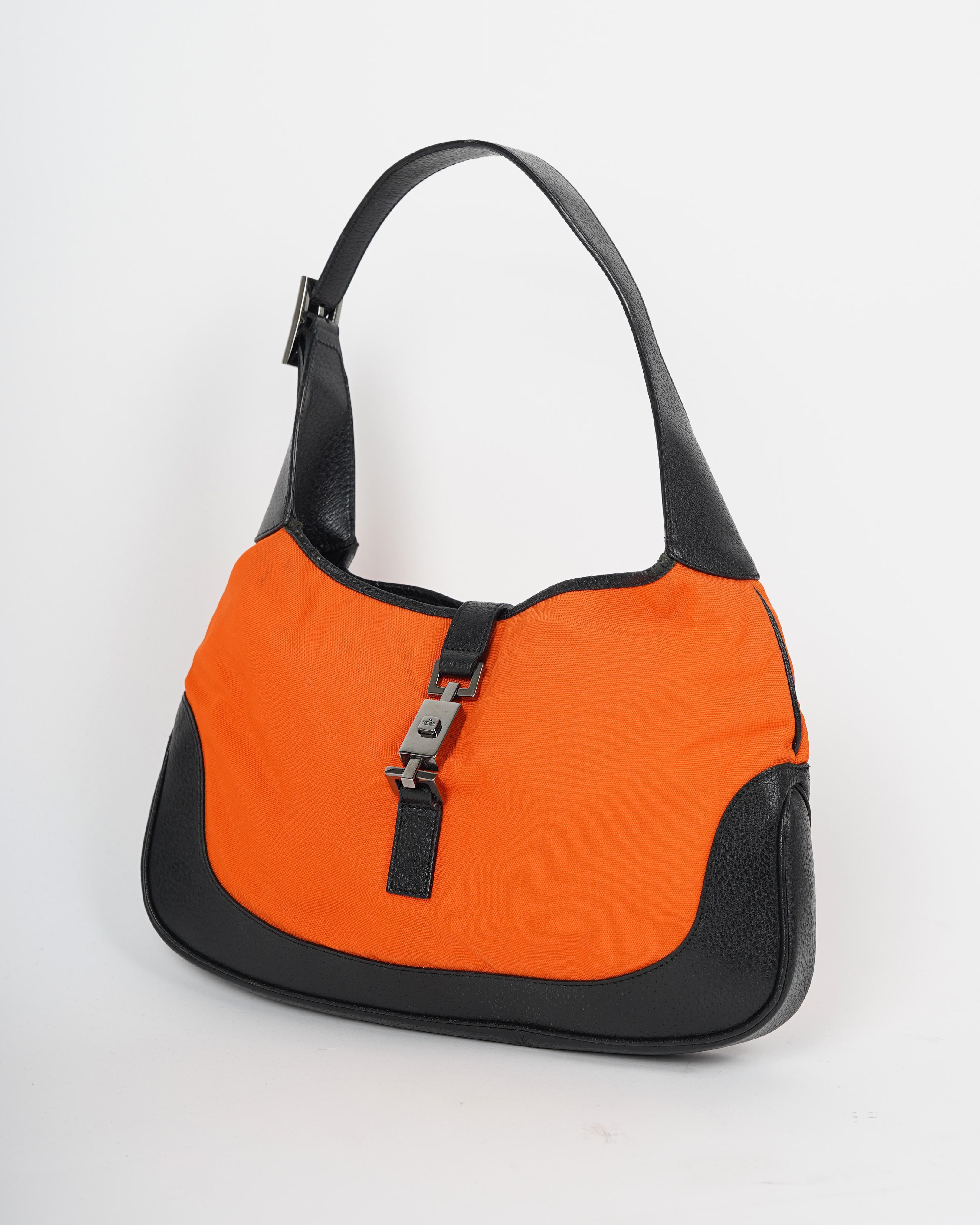 S/S 1999 Gucci by Tom Ford Runway & Campaign Bold Orange Jackie Hobo Bag In Good Condition For Sale In Berlin, DE