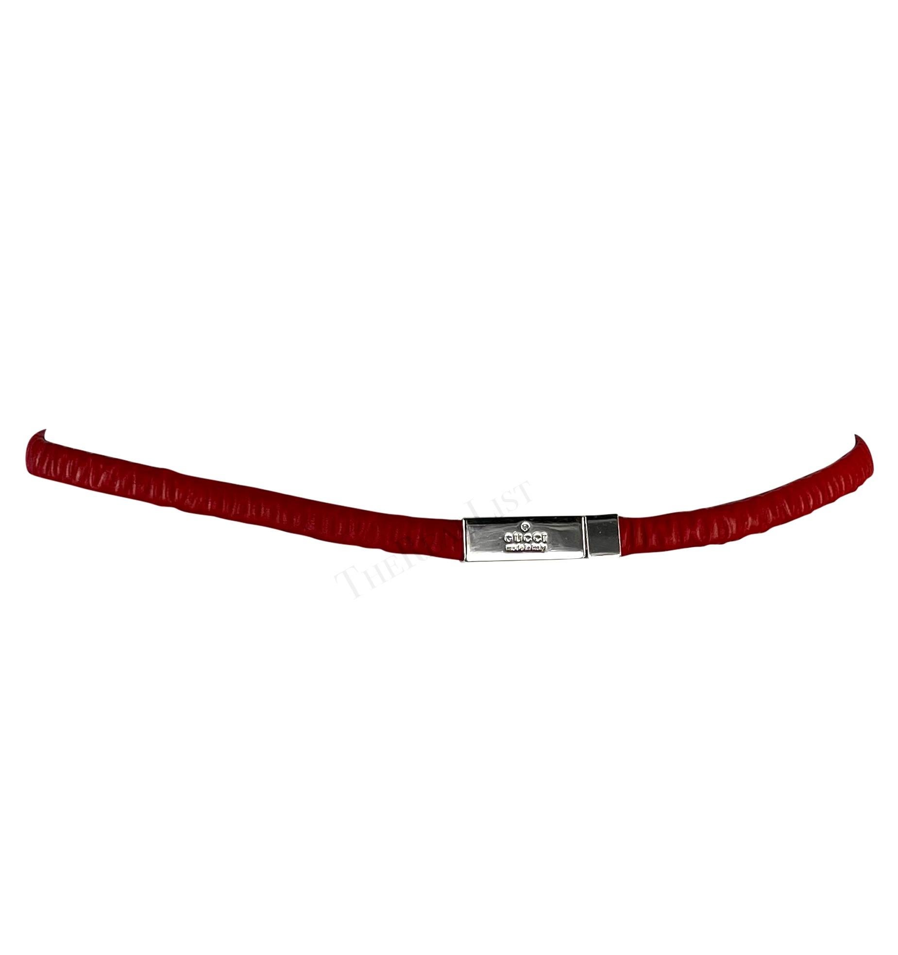 S/S 1999 Gucci by Tom Ford Runway Elasticized Red Leather Logo Thin Belt For Sale