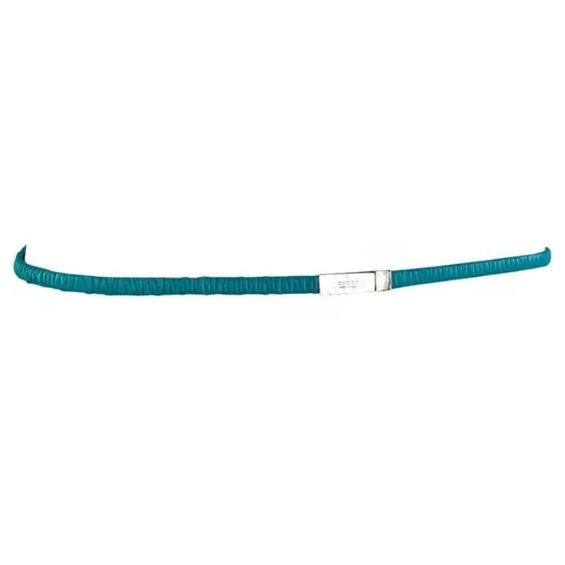 Ceinture fine Gucci by Tom Ford Runway en cuir sarcelle élastique avec logo logo, P/E 1999