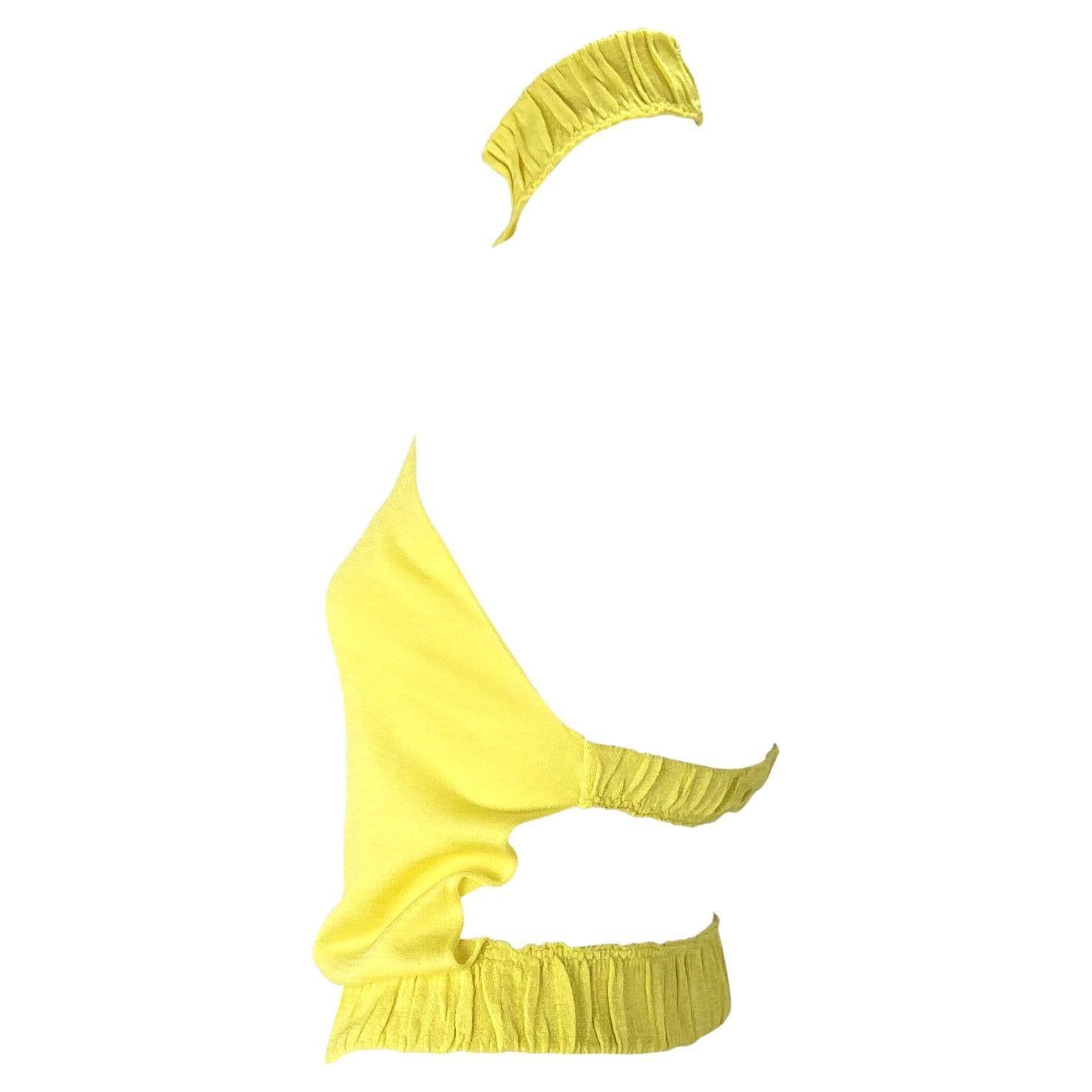 S/S 1999 Gucci by Tom Ford Yellow Silk Backless Sheerch Stretch Knit Top (Top en tricot extensible avec dos en soie) en vente 1
