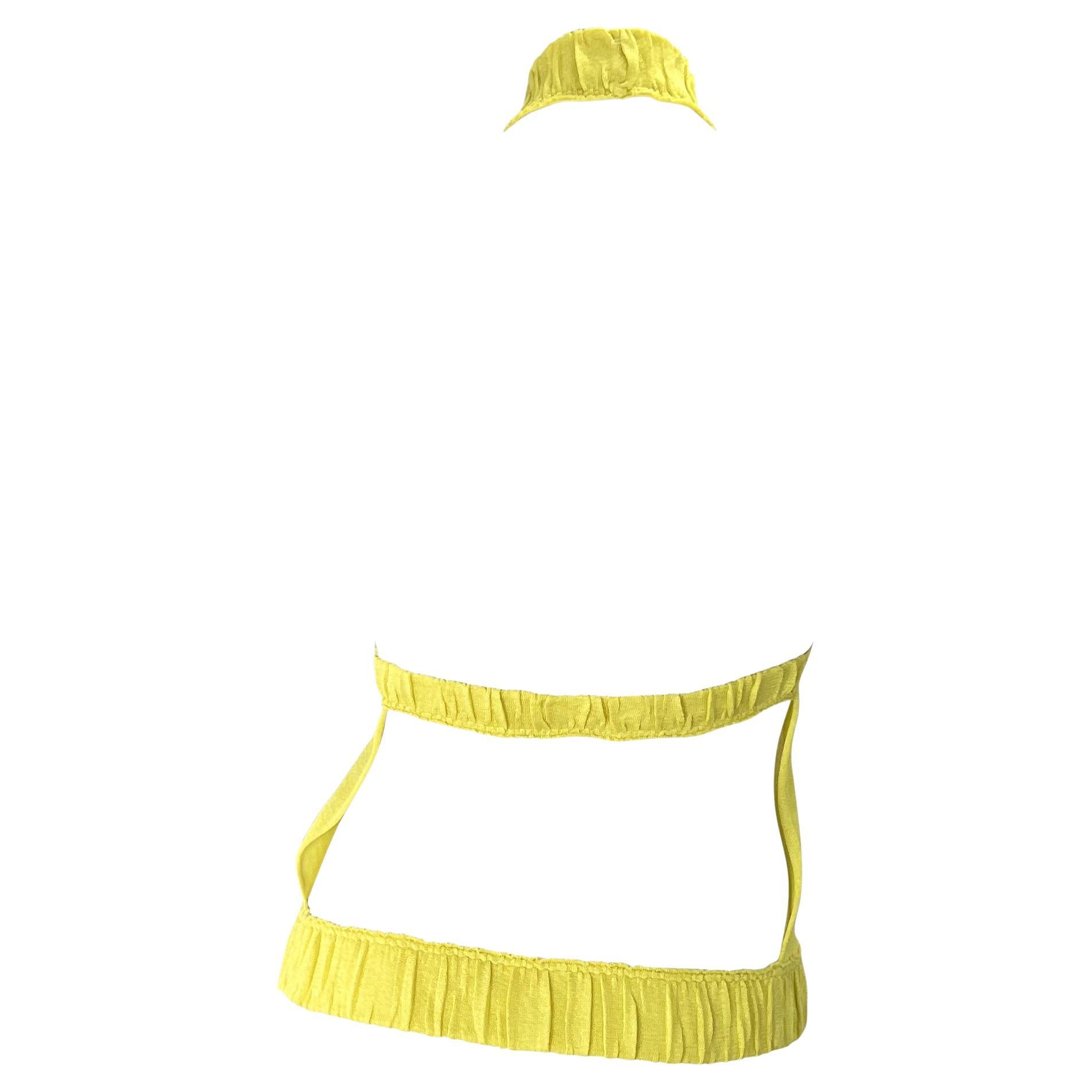 S/S 1999 Gucci by Tom Ford Yellow Silk Backless Sheerch Stretch Knit Top (Top en tricot extensible avec dos en soie) en vente 3