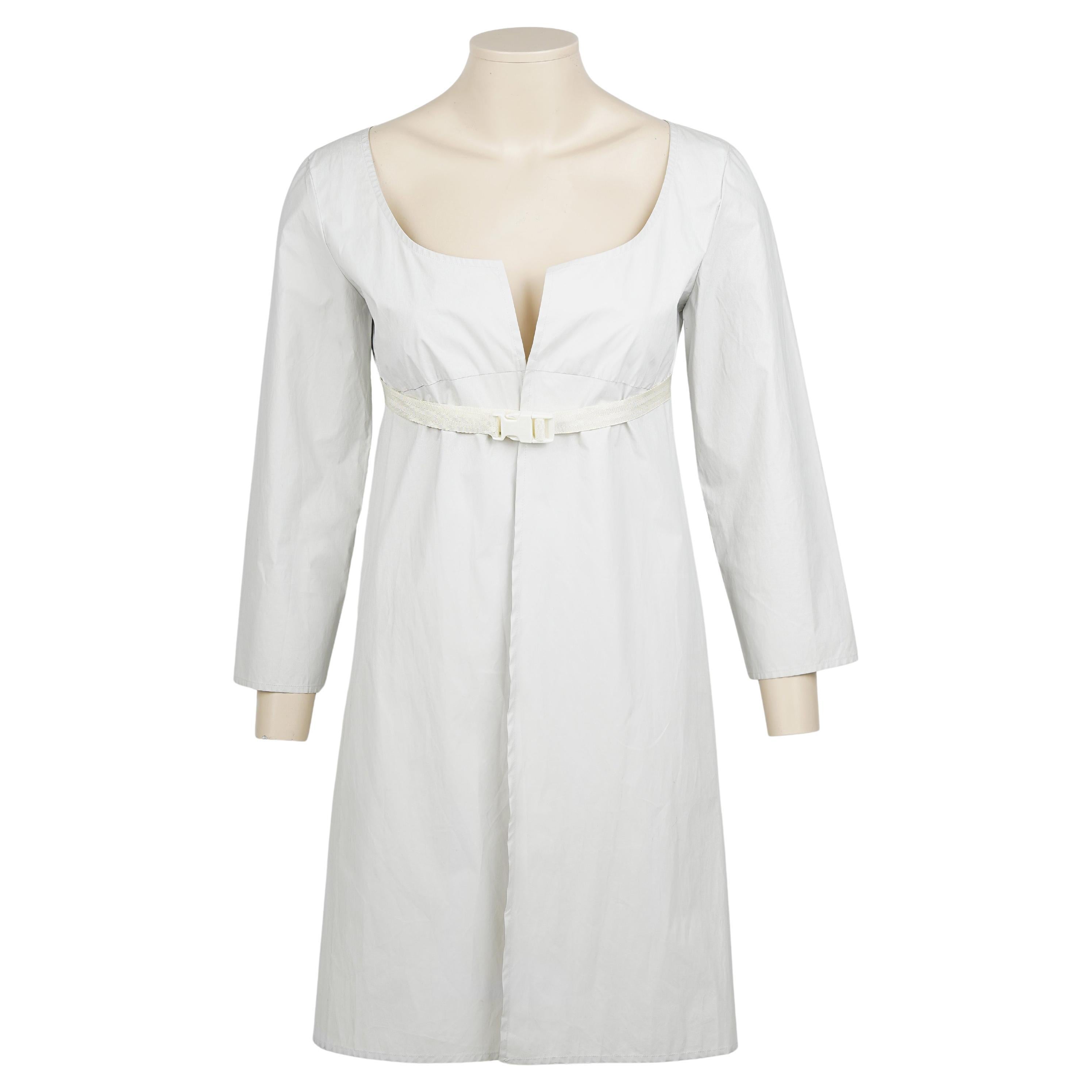 S/S 1999 Miu Miu Runway Robe technique ceinturée gris pâle en vente